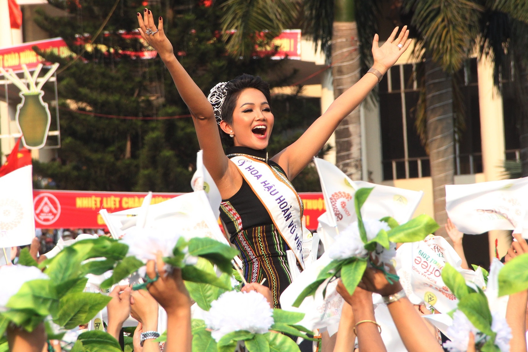 3 thanh pho co ten 3 tu hinh anh