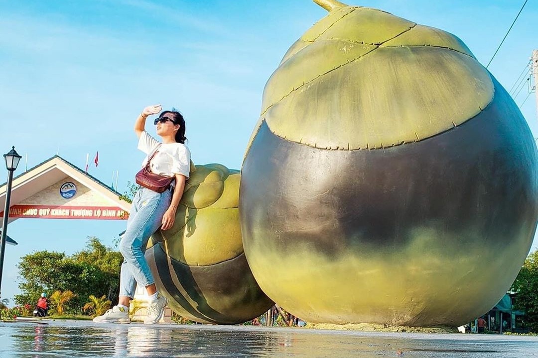 3 trai thot not thu hut khach o An Giang hinh anh