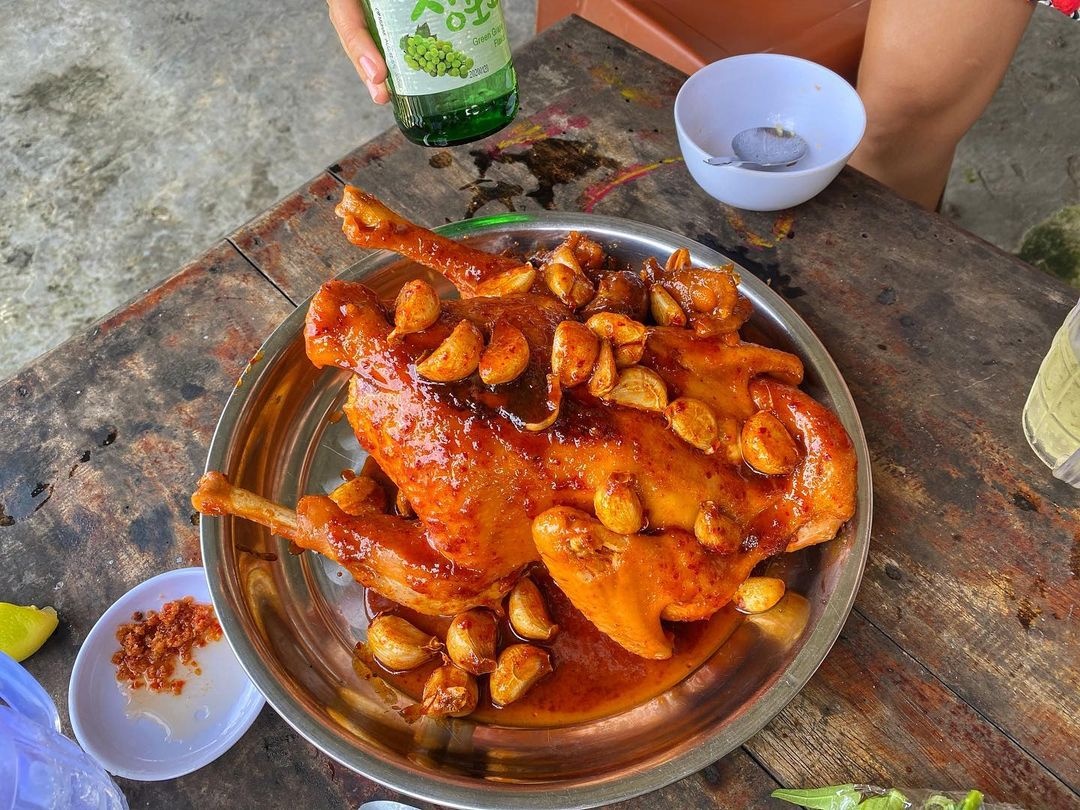 gà hấp tỏi hòn sơn ảnh 1 ga hap toi hon son anh 1