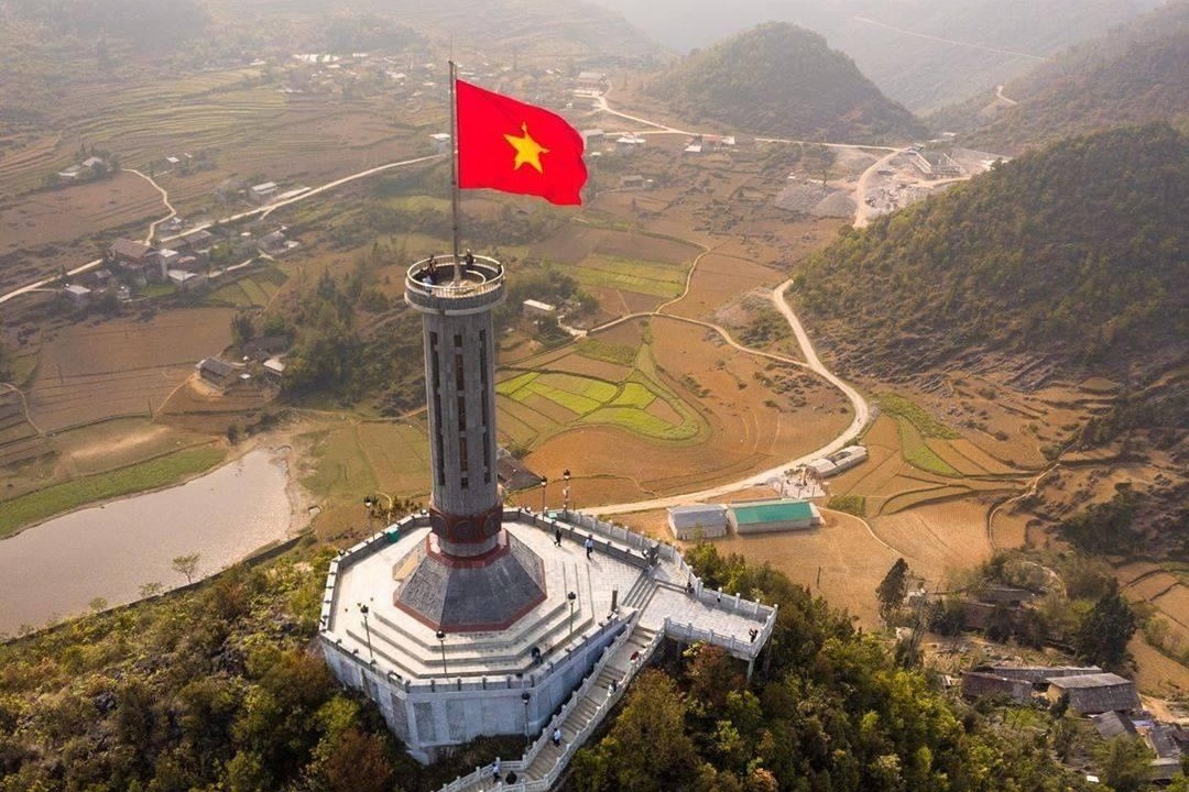 7 cot co noi tieng o Viet Nam hinh anh