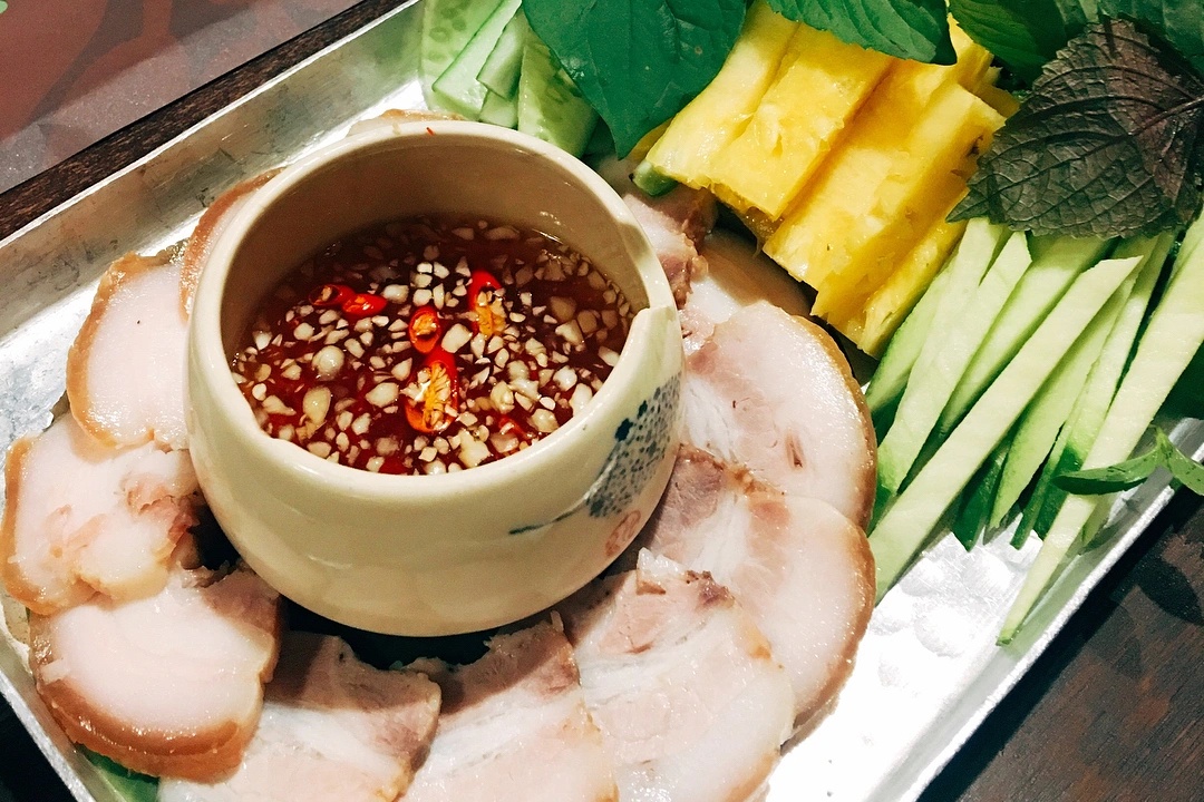 Loat gia vi cham noi tieng hap dan thuc khach hinh anh