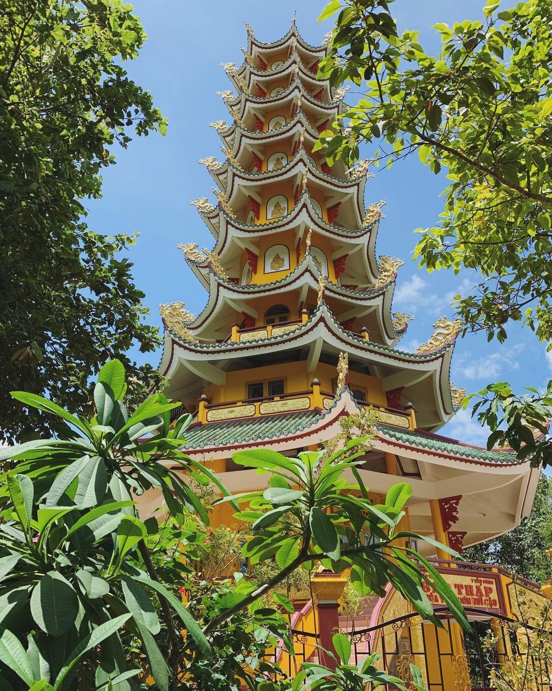 hồ nước nổi tiếng ảnh 7 ho nuoc noi tieng anh 7