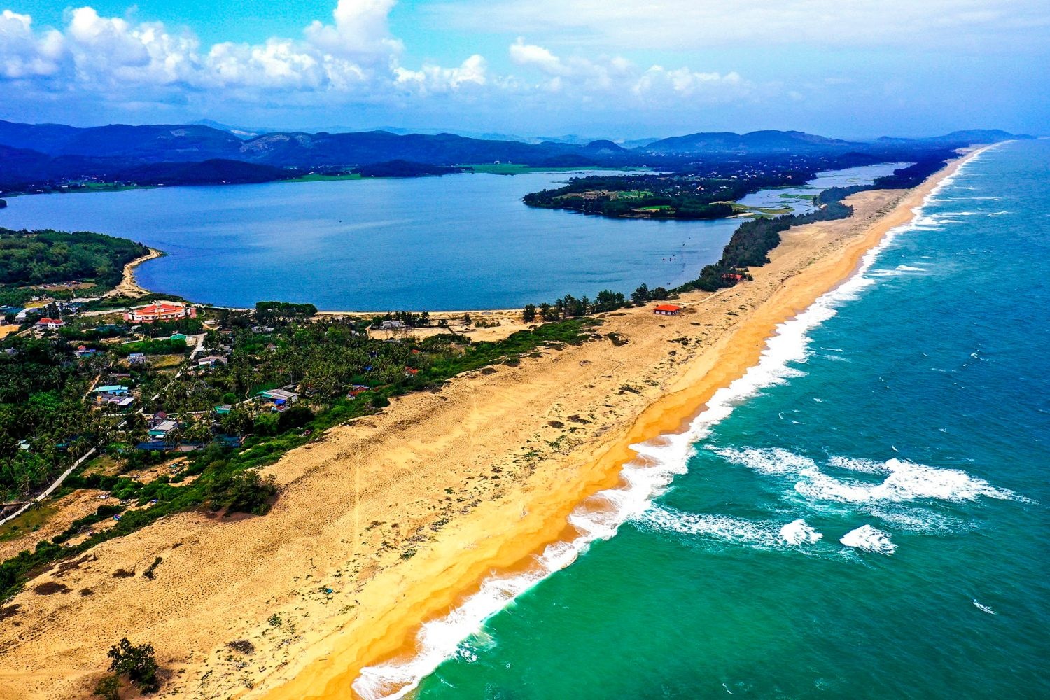 thi xa o viet nam anh 5