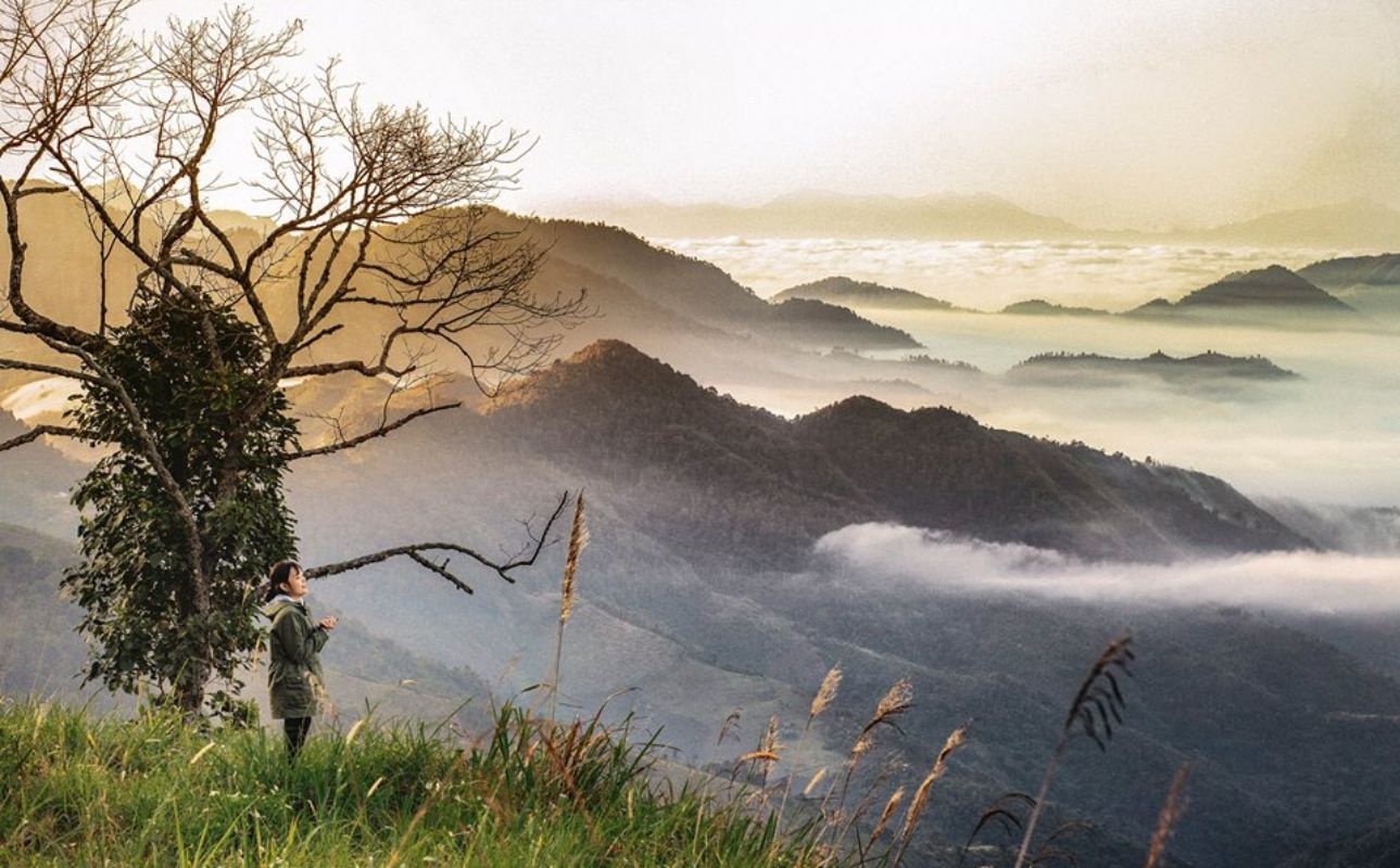 huyen co dien tich lon nhat anh 2