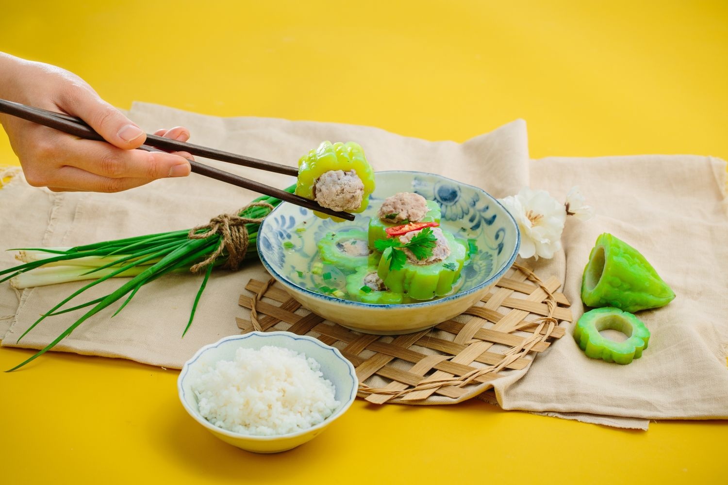 món ăn có vị đắng ảnh 1 mon an co vi dang anh 1