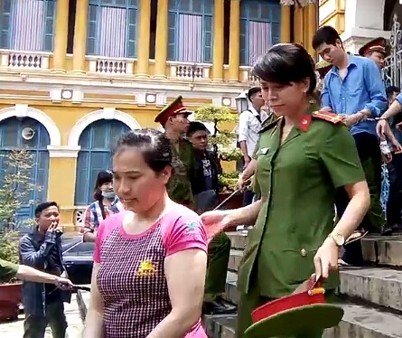 chủ chứa mại dâm trá hình được hưởng án treo ảnh 1 chu chua mai dam tra hinh duoc huong an treo anh 1