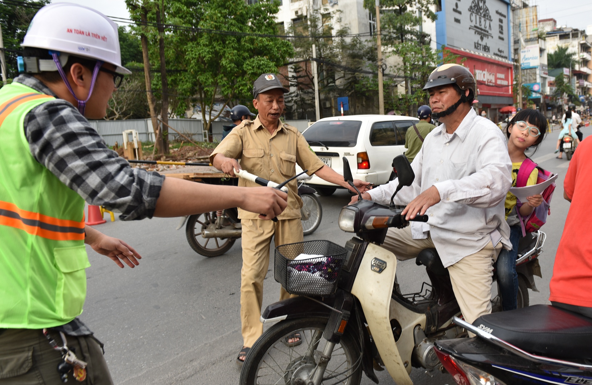 Chan duong,  Cat Linh,  Duong sat tren cao,  Ha Dong anh 8