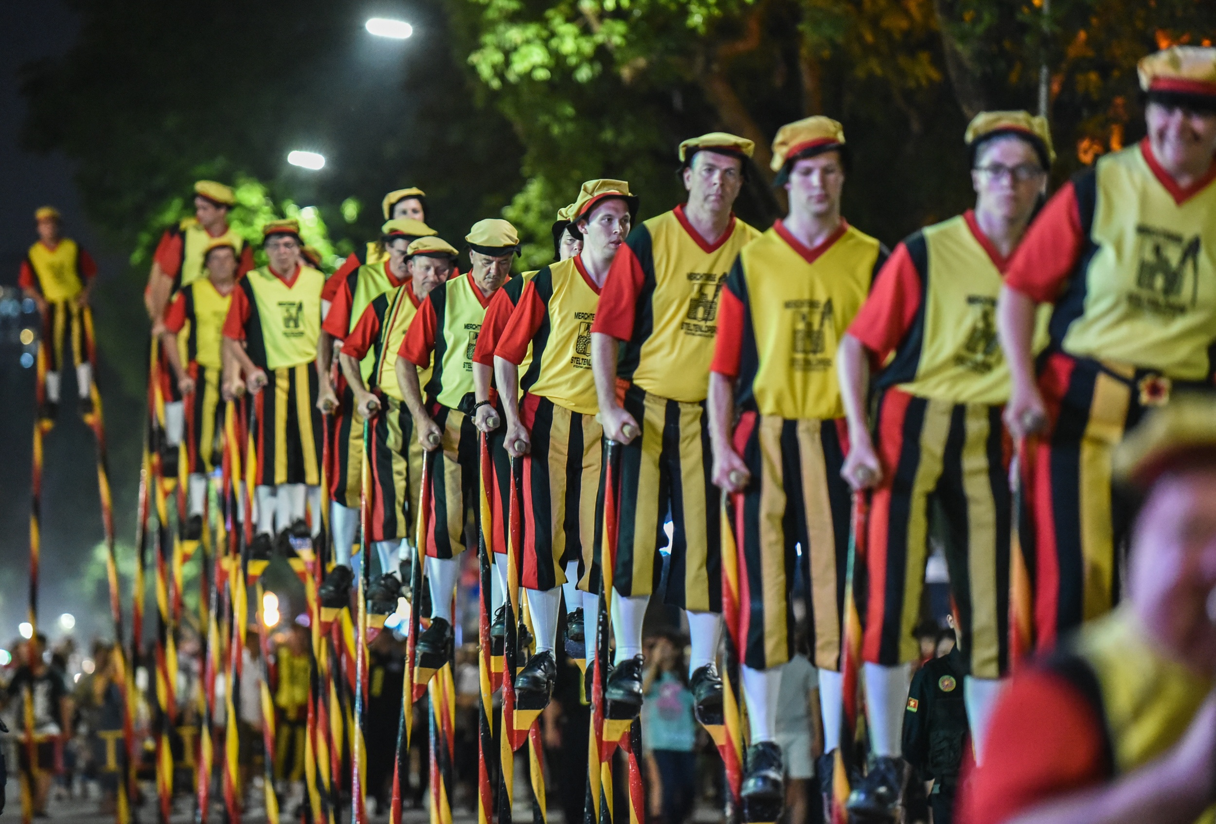 ca kheo,  pho di bo,  ngoi lang Chau Au anh 1