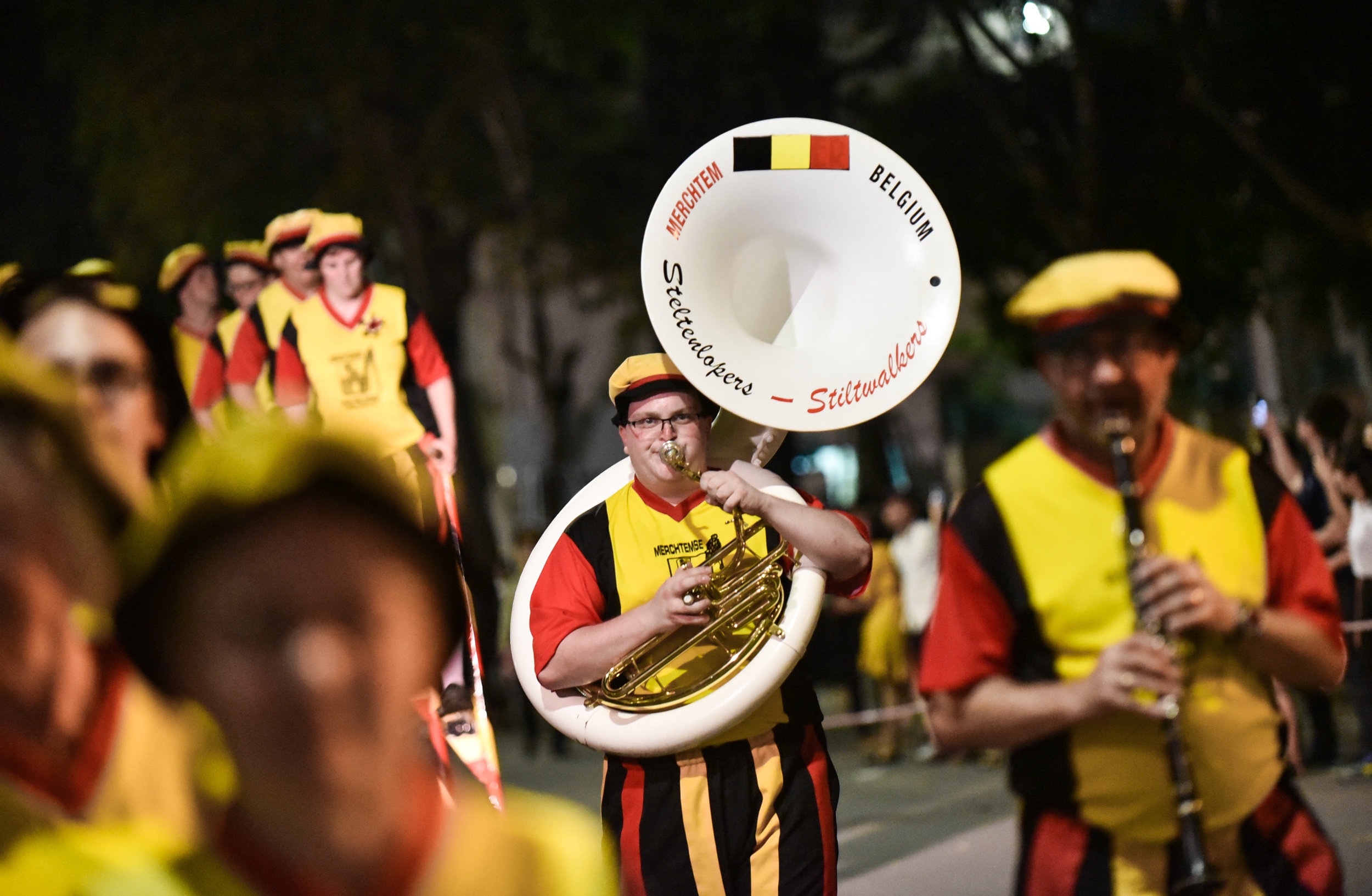 ca kheo,  pho di bo,  ngoi lang Chau Au anh 9