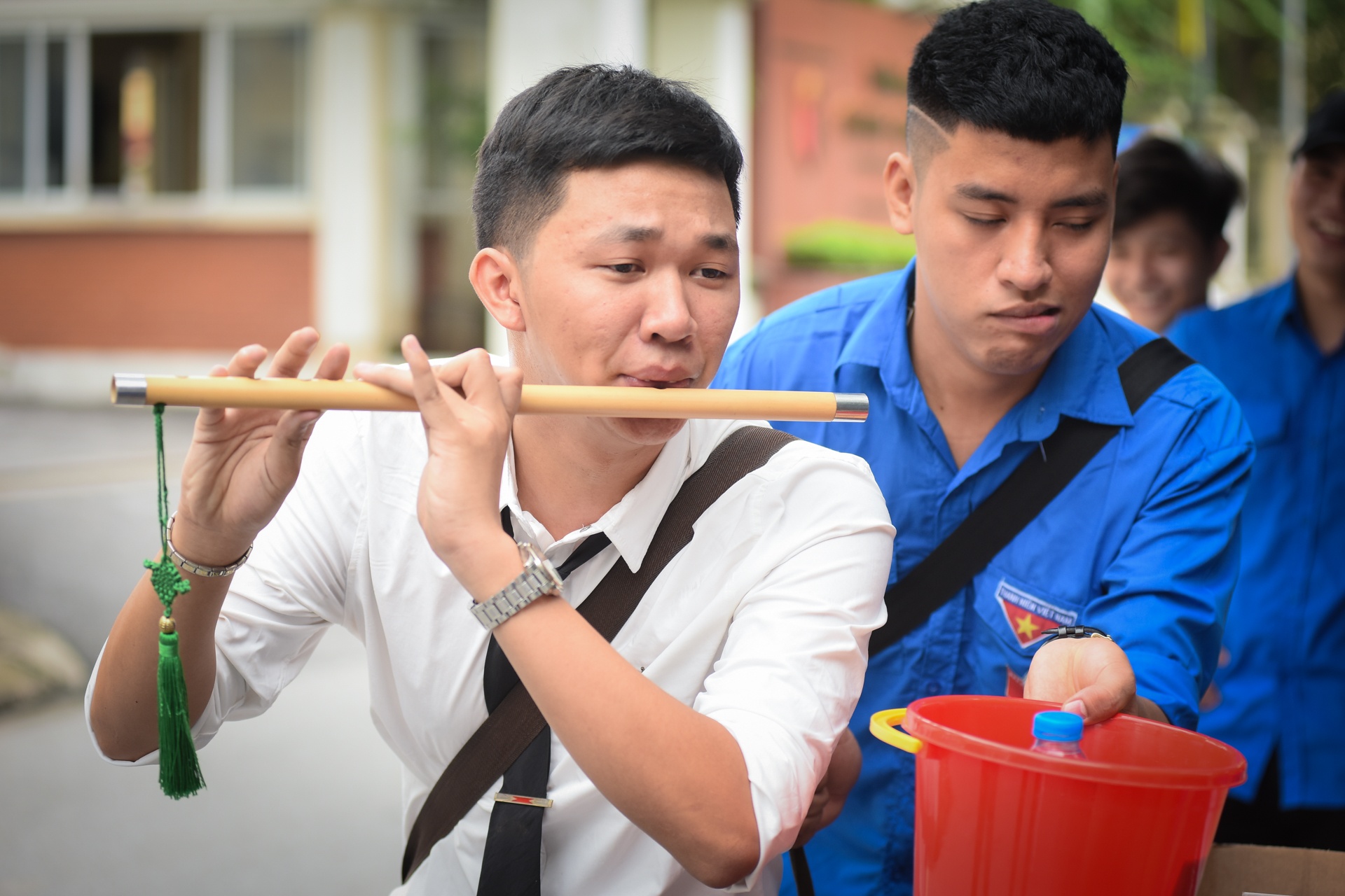 Thi sinh mang xo, can cau thi lam dien vien dien anh hinh anh