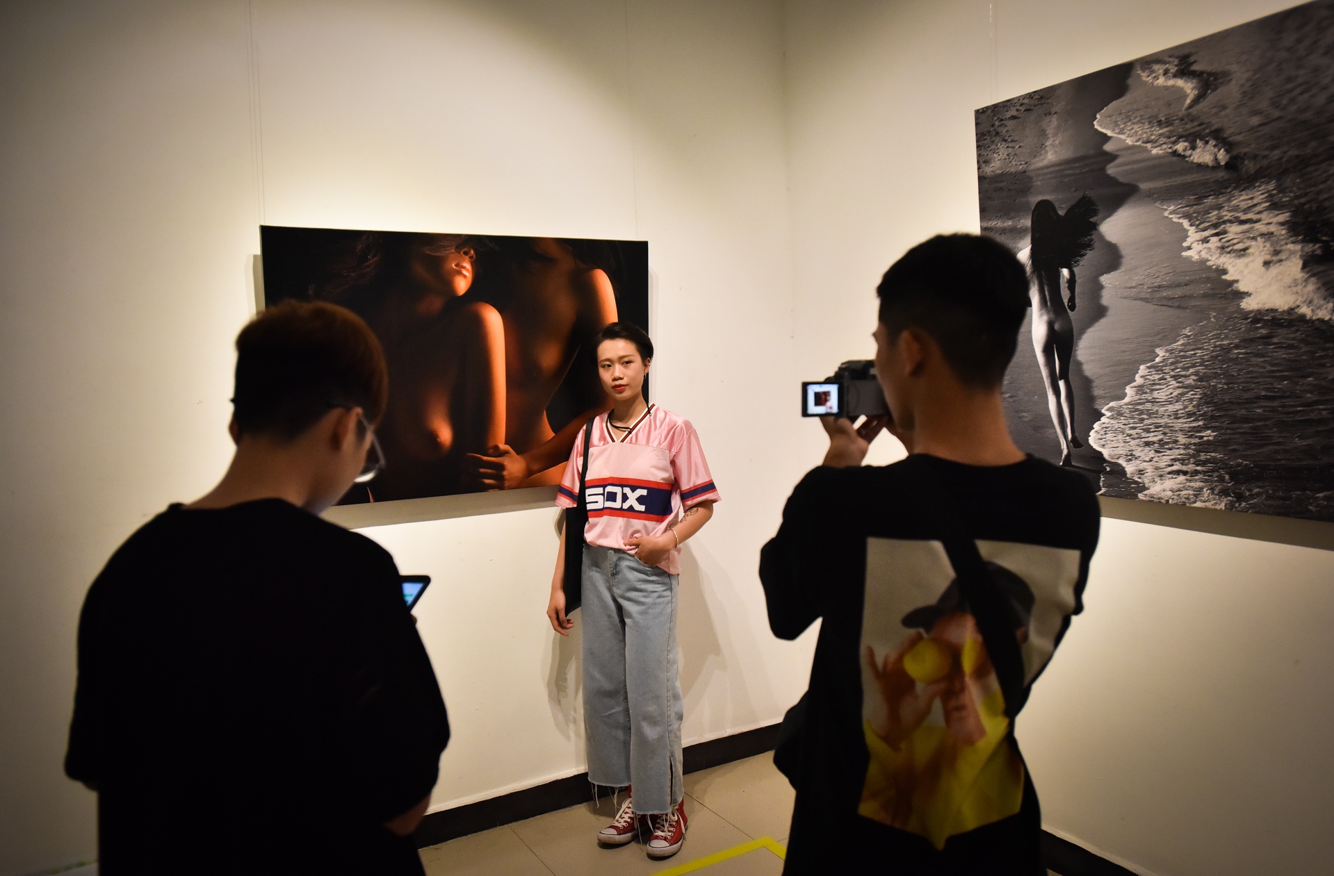 trien lam nude nghe thuat Ha Noi anh 6