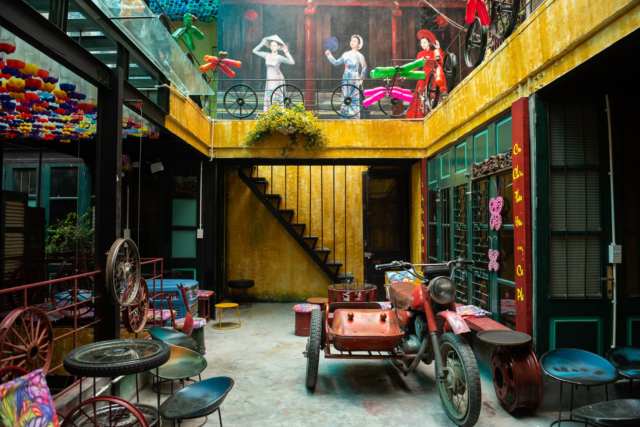 quan ca phe toan do tai che anh 3