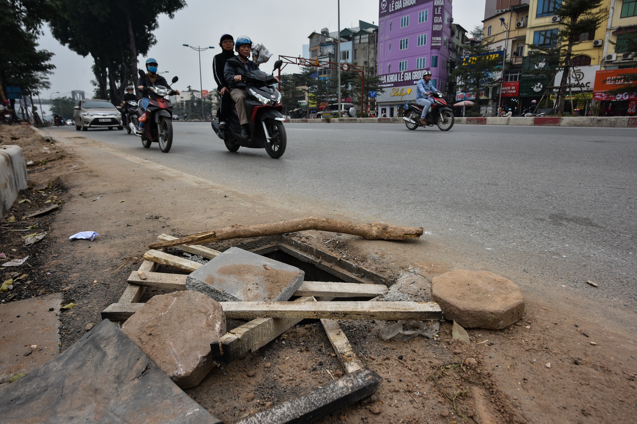 duong Lang ngon ngang nhung ngay sat Tet anh 5