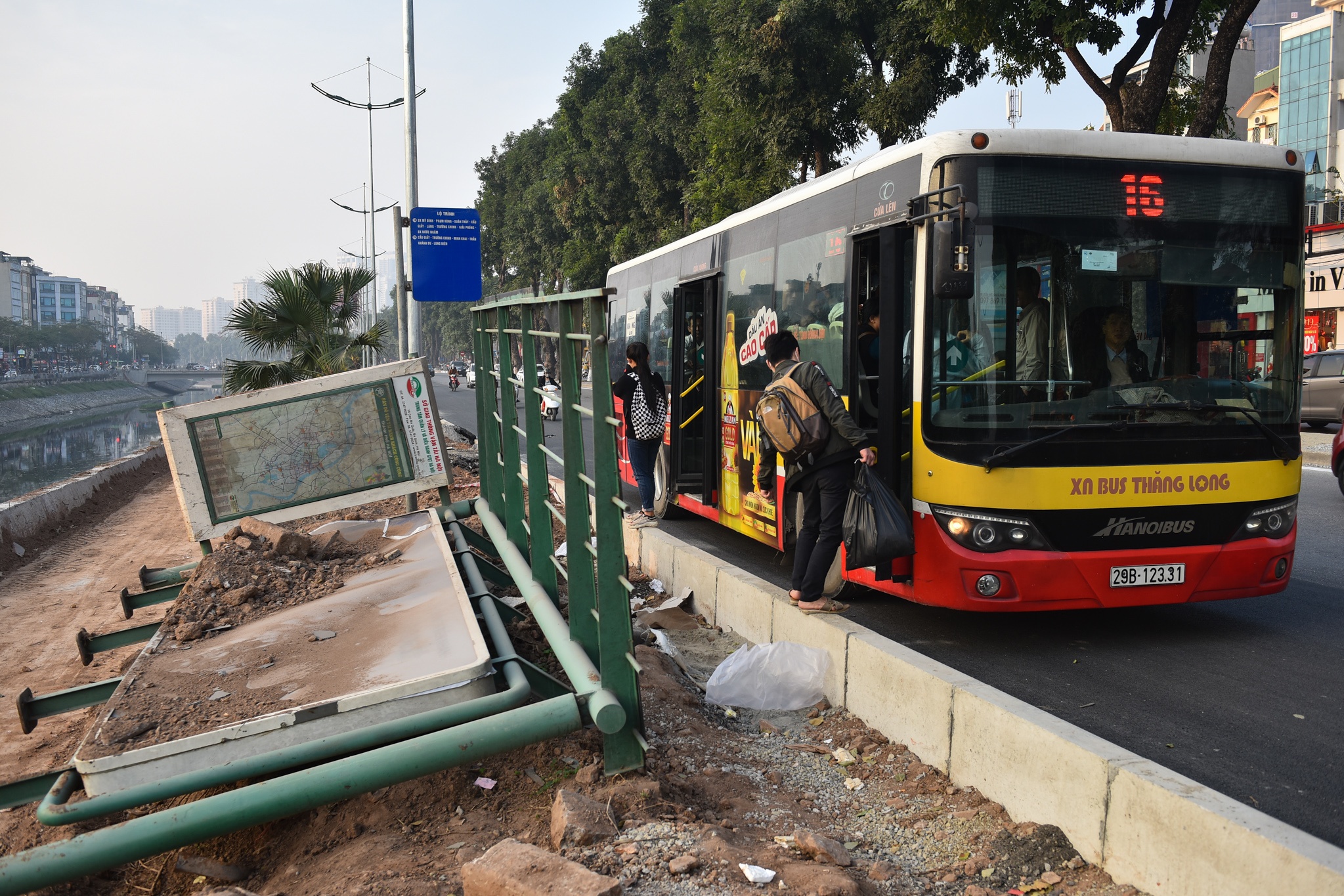 duong Lang ngon ngang nhung ngay sat Tet anh 8