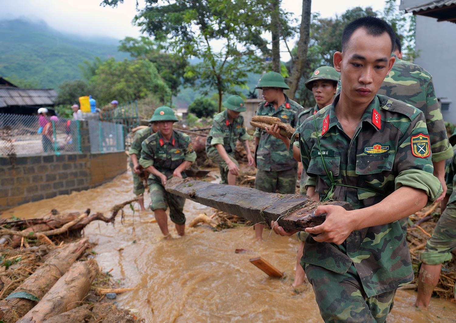 trien lam anh dau an cua clb phong vien anh anh 5