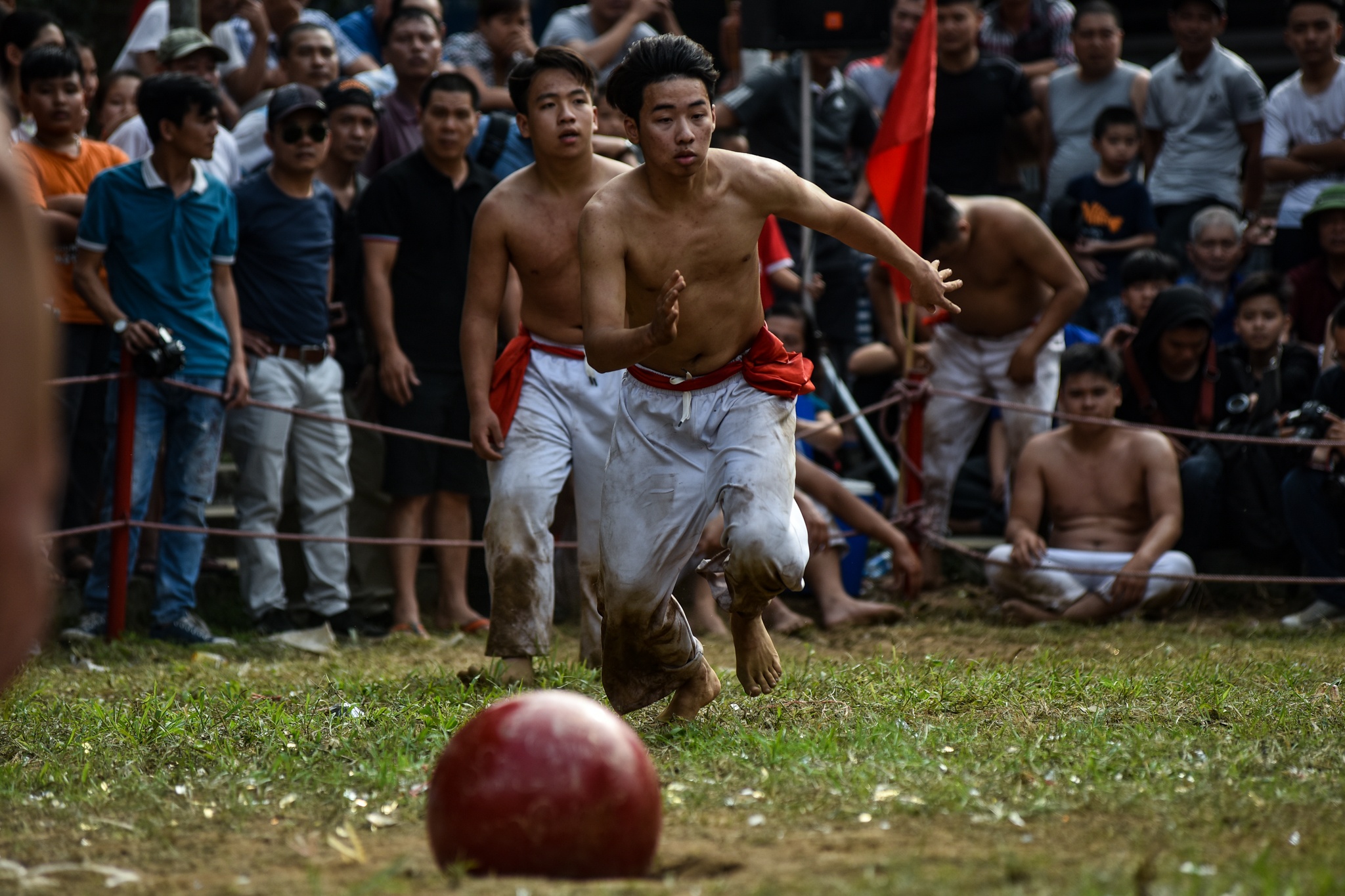 Vật cầu Thúy Lĩnh ảnh 4 Vat cau Thuy Linh anh 4