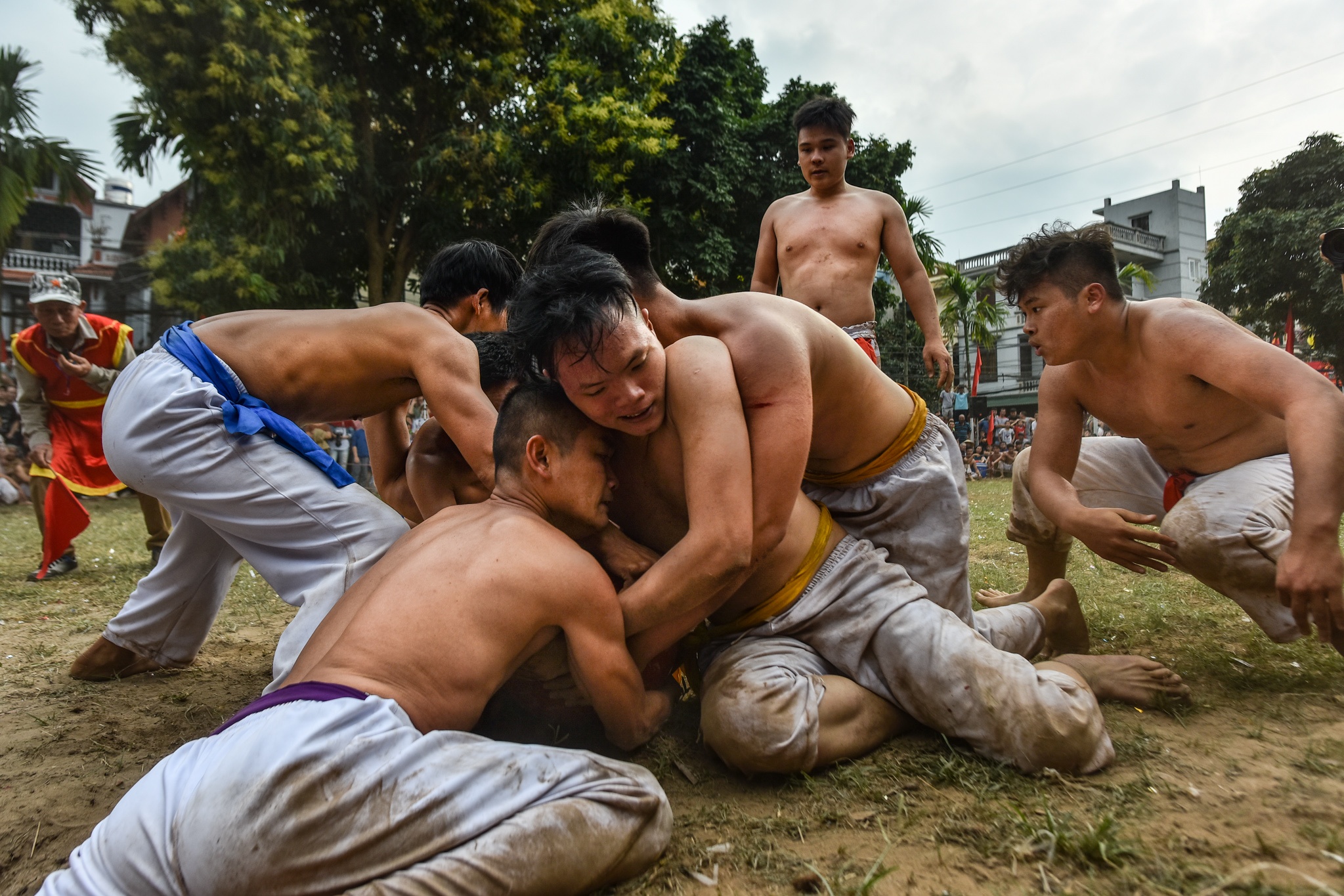 Vật cầu Thúy Lĩnh ảnh 8 Vat cau Thuy Linh anh 8