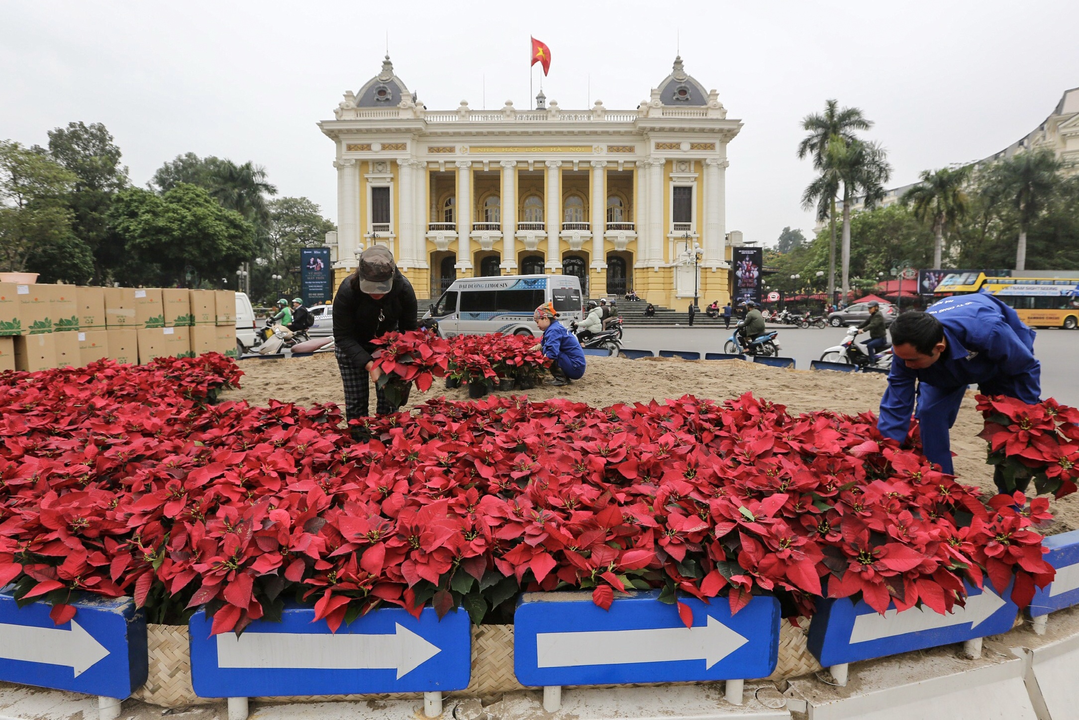 Hà Nội trang hoàng đường phố ảnh 5 Ha Noi trang hoang duong pho anh 5