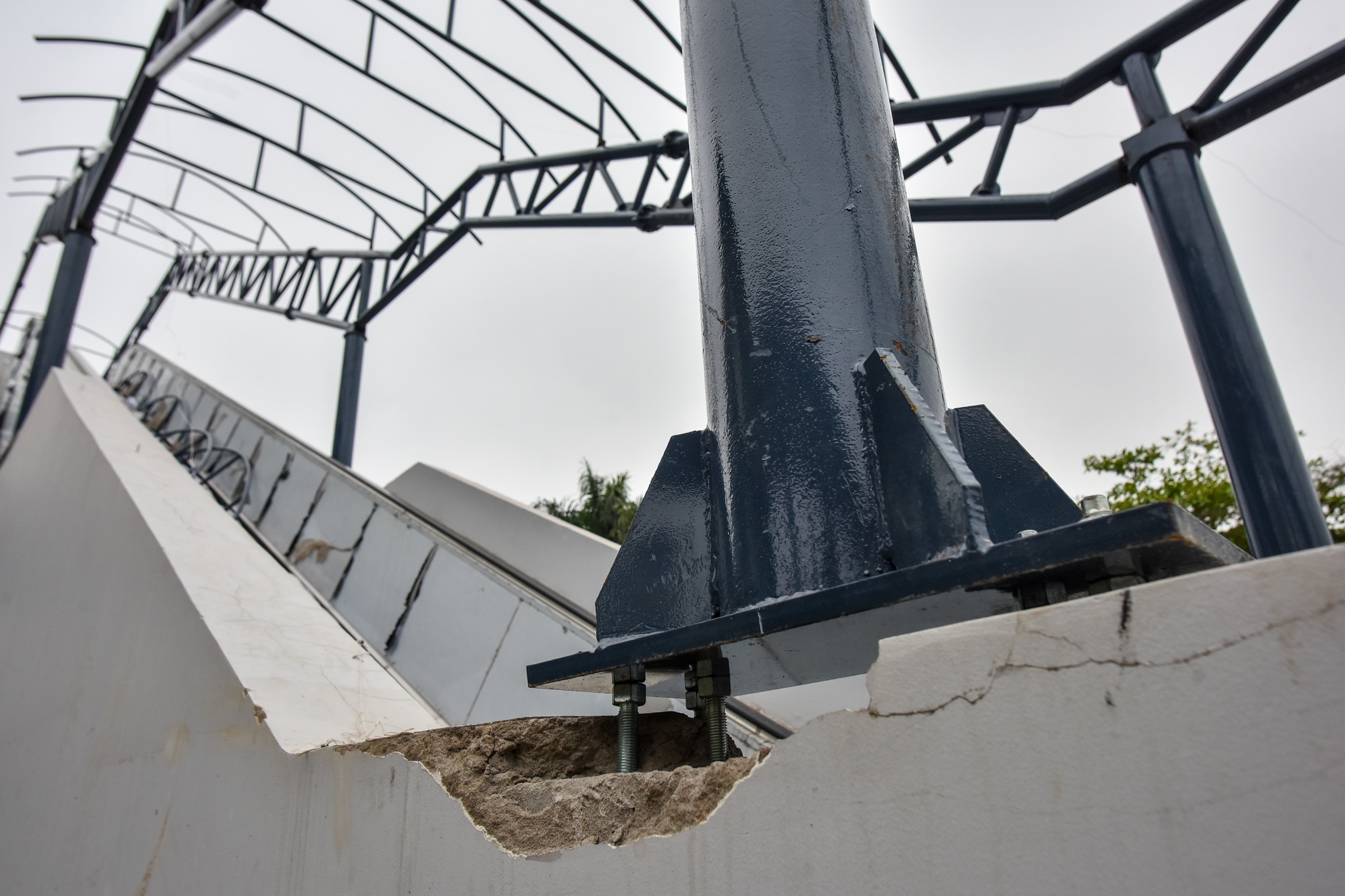 ngon ngang duong sat Cat Linh - Ha Dong anh 3