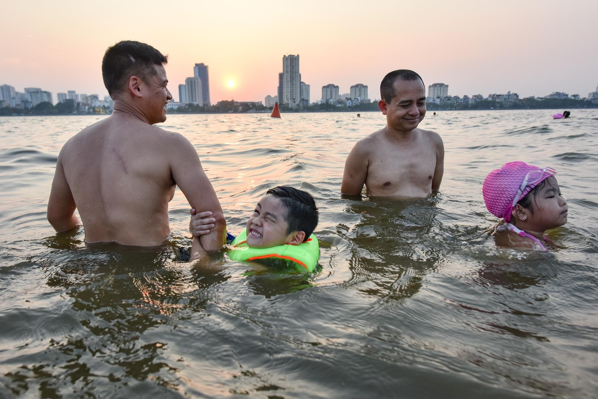 Bai tam ho Tay anh 5