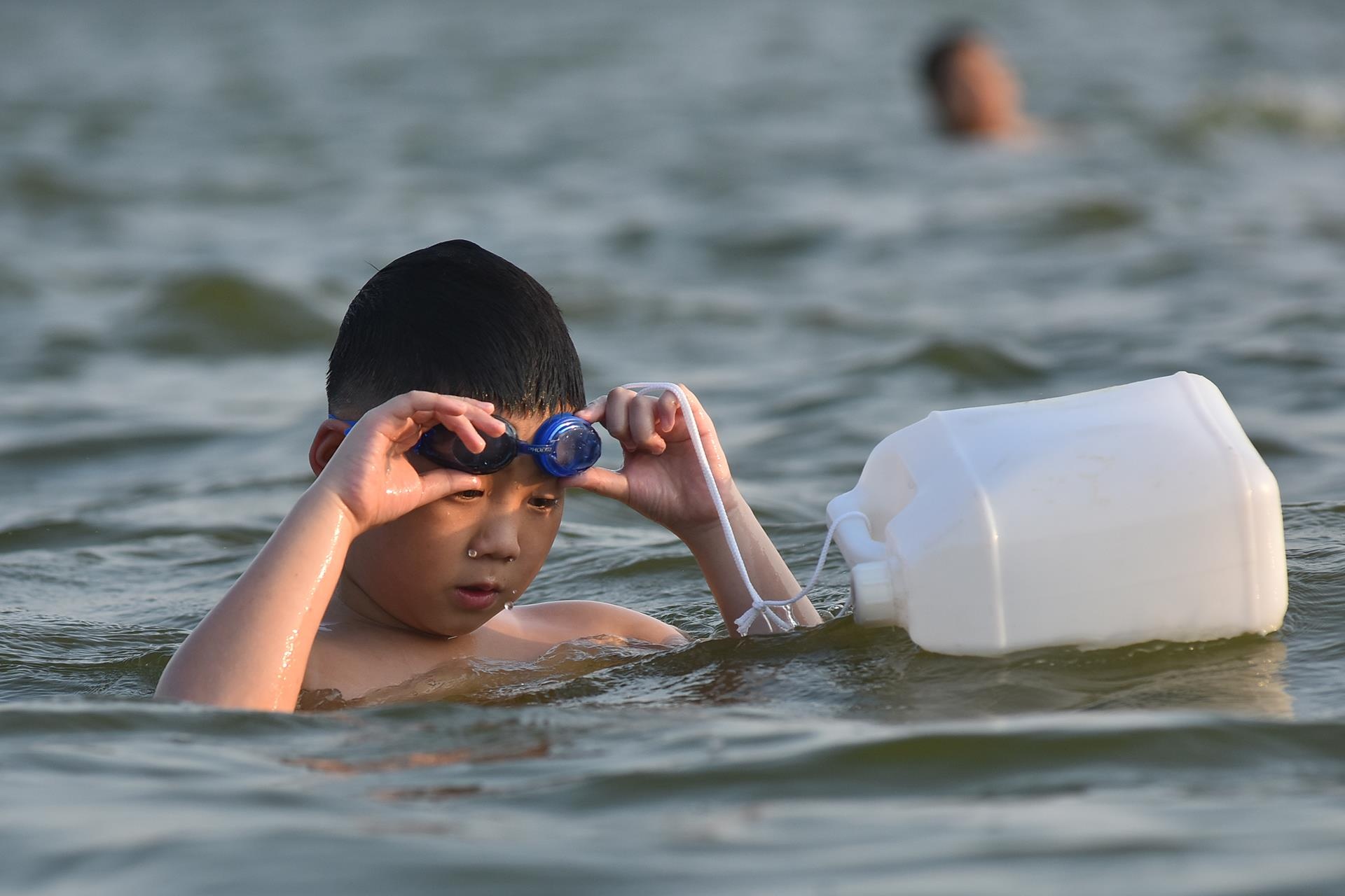 Bai tam ho Tay anh 9