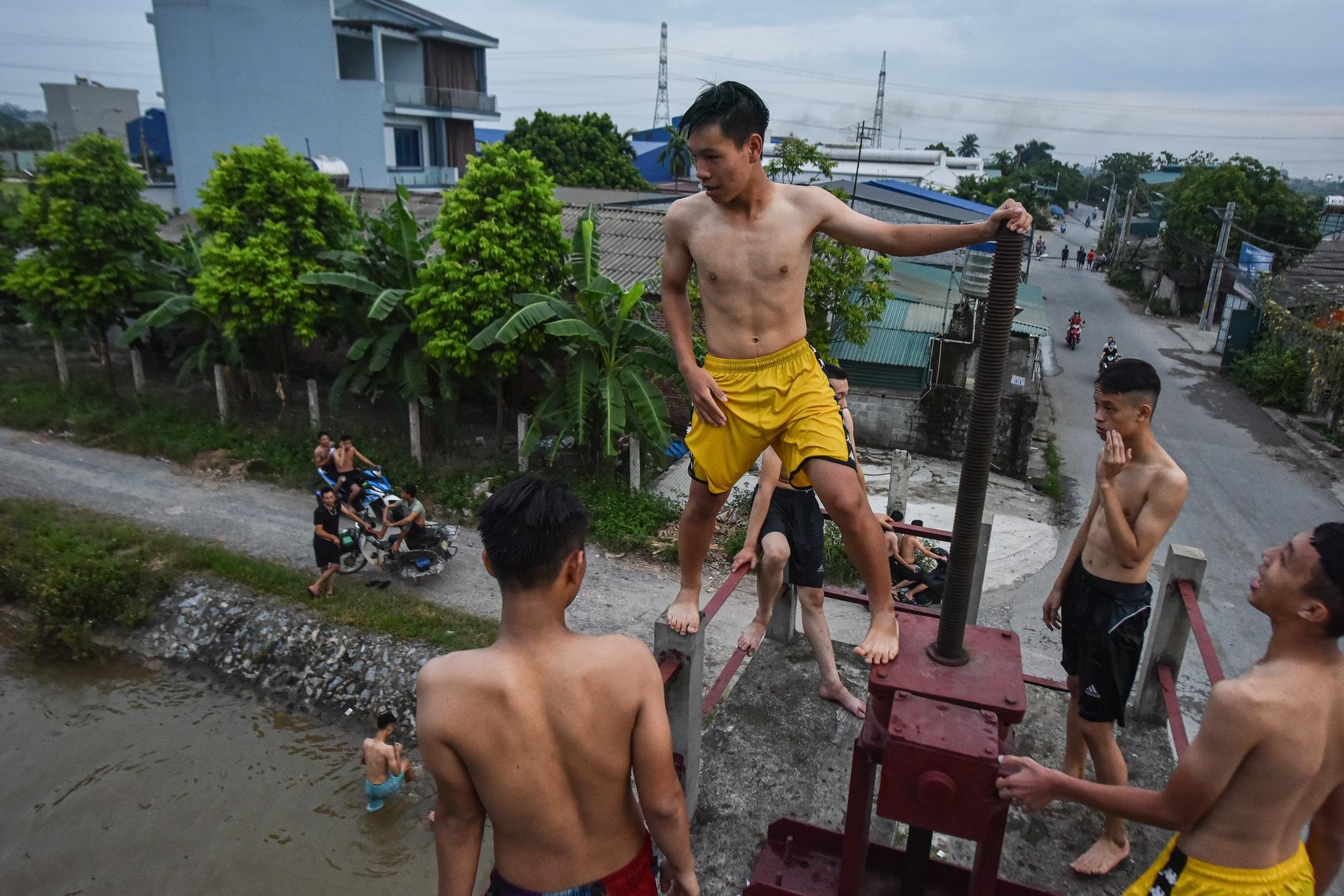 giai nhiet ngay nang nong anh 8