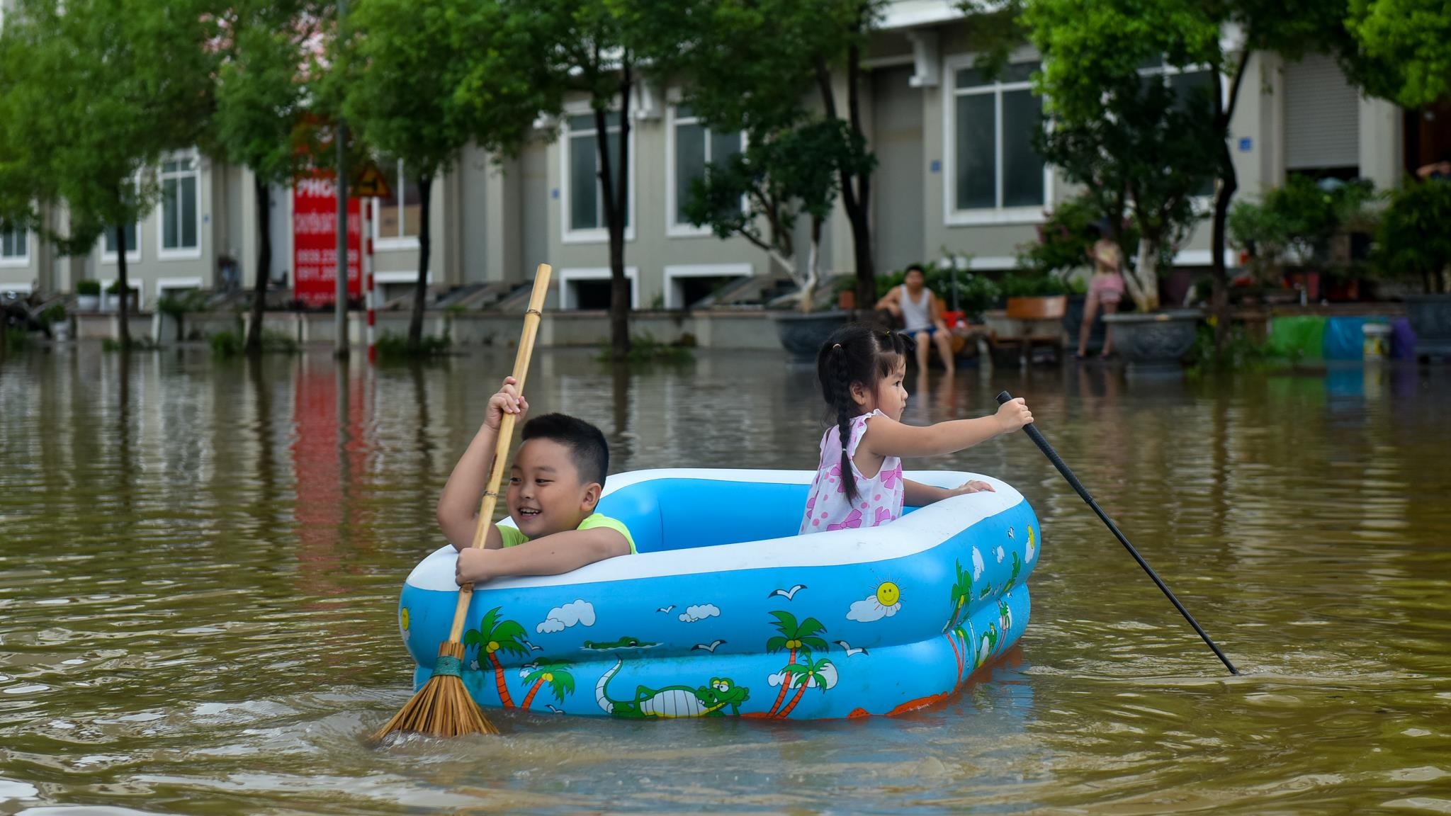 Khu biet thu sang trong hai ngay ngap trong bien nuoc hinh anh