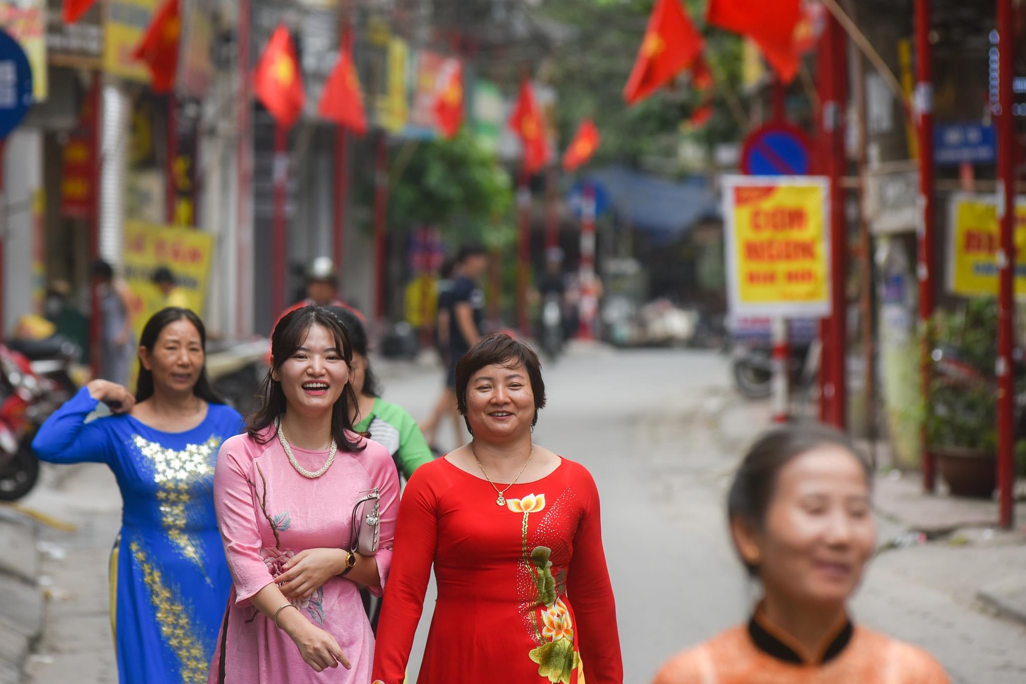 Tuyen duong van minh do thi Dinh Thon anh 1