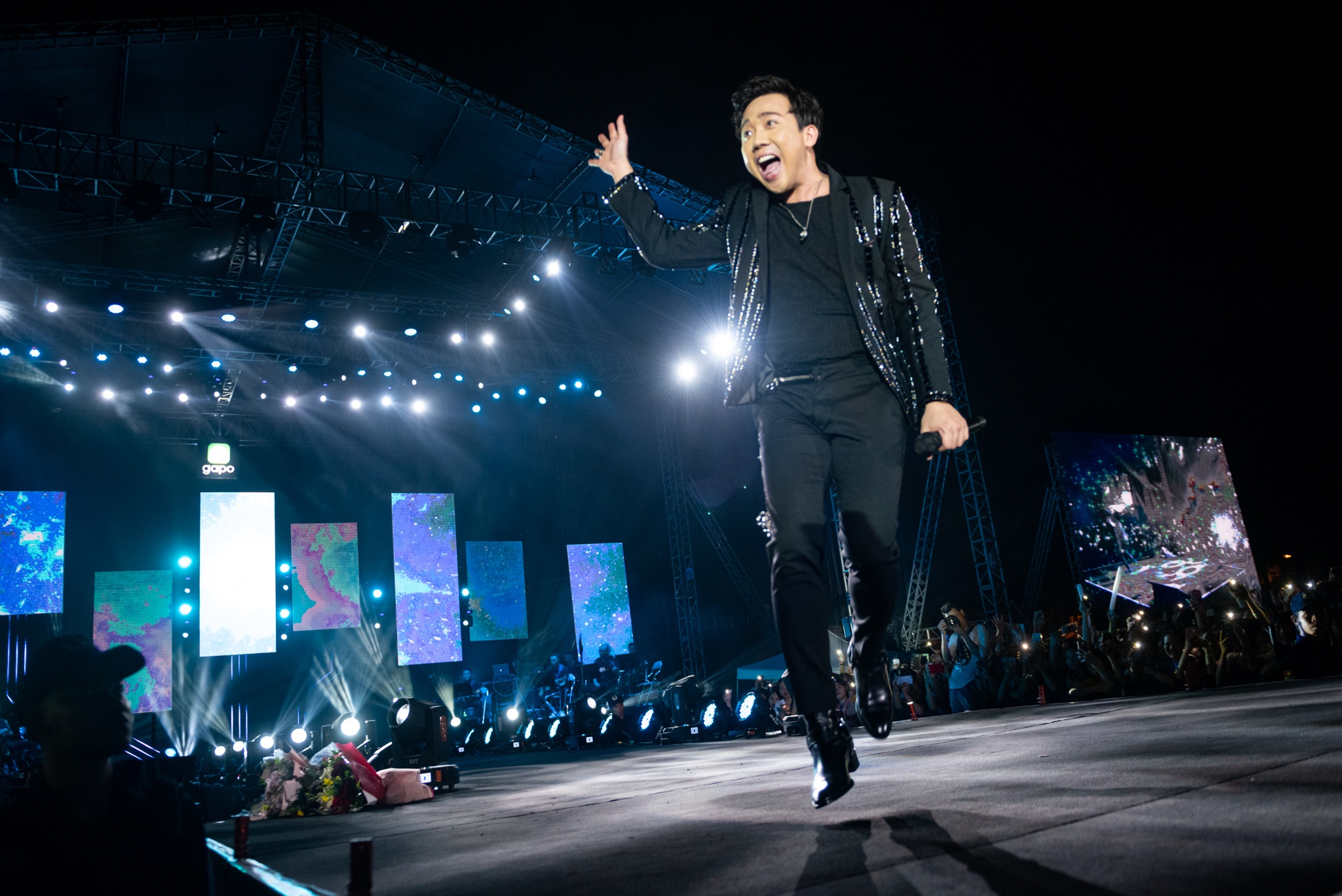 show Khac Viet 10 nam anh 5