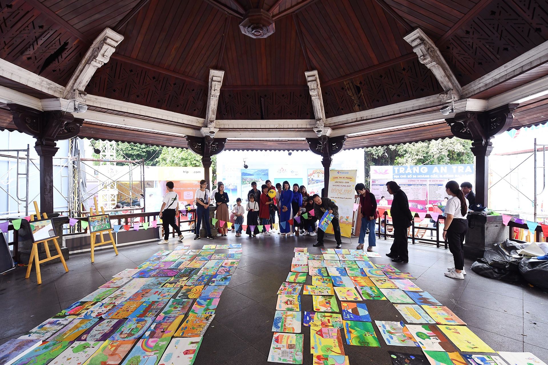 Hoa si nhi ve vung dat trong mo anh 7