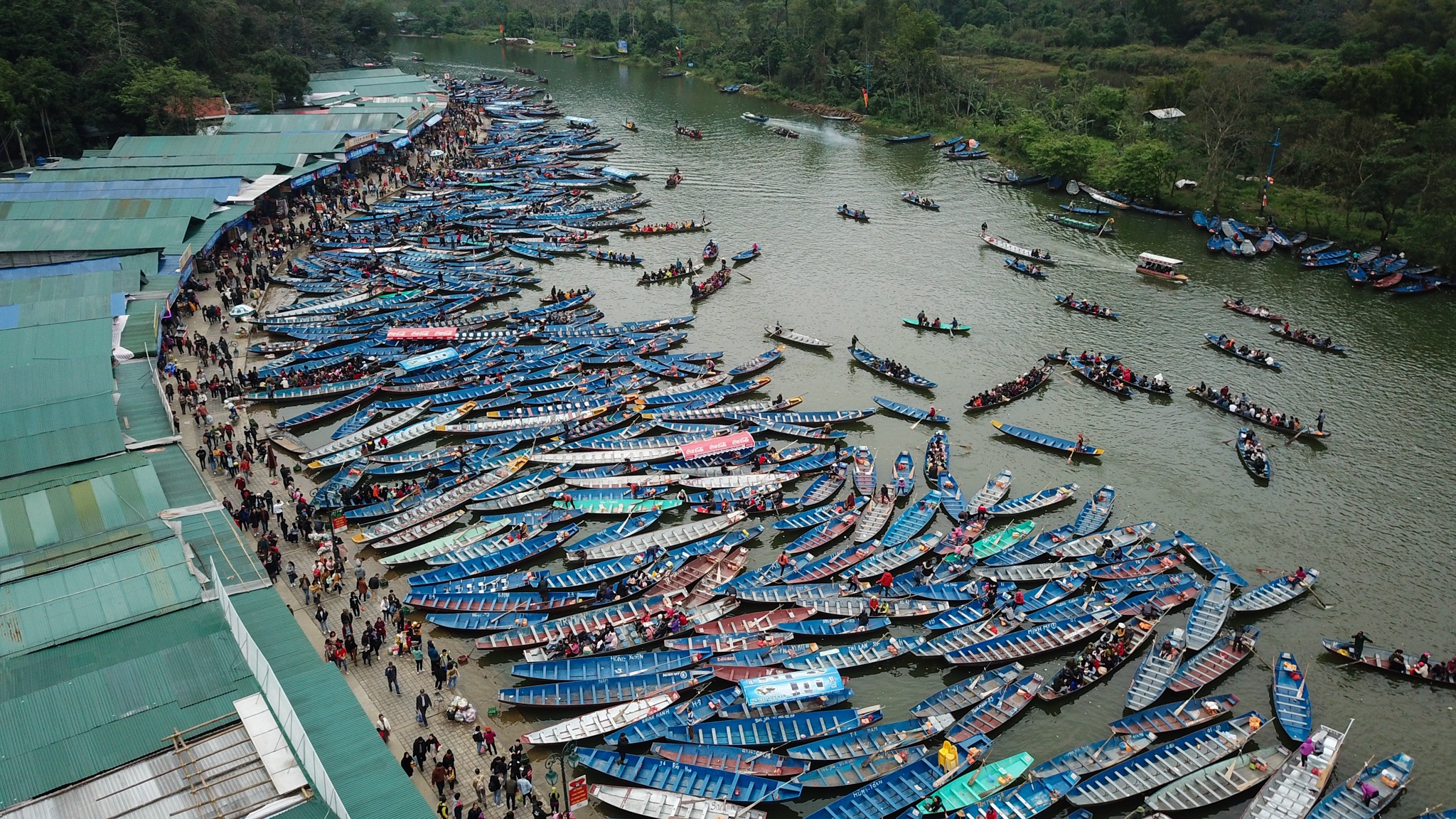 danh bai an tien tren thuyen suoi Yen anh 7