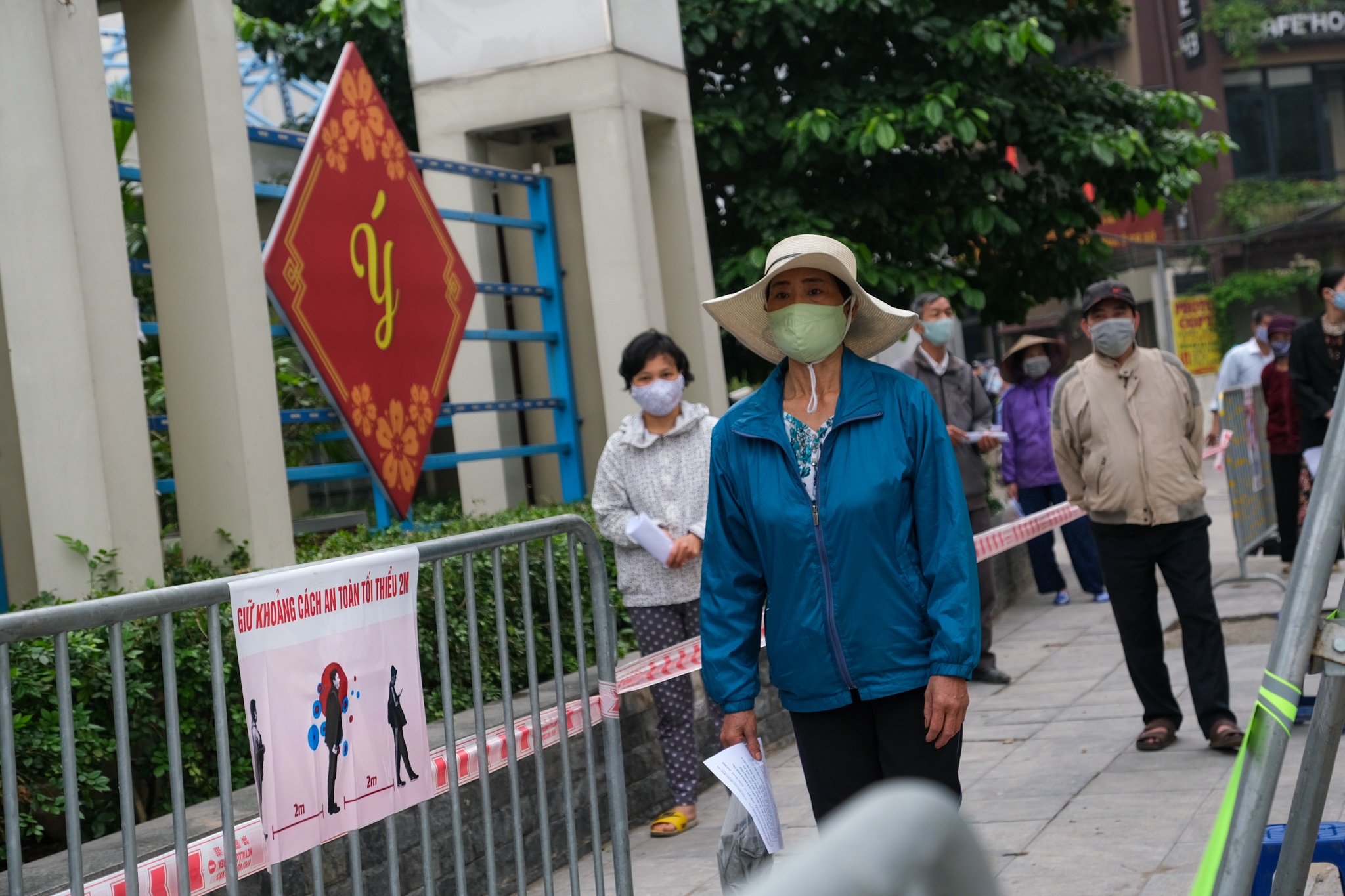 Công nghệ AI nhận diện khuôn mặt người đến nhận gạo ảnh 6 Cong nghe AI nhan dien khuon mat nguoi den nhan gao anh 6