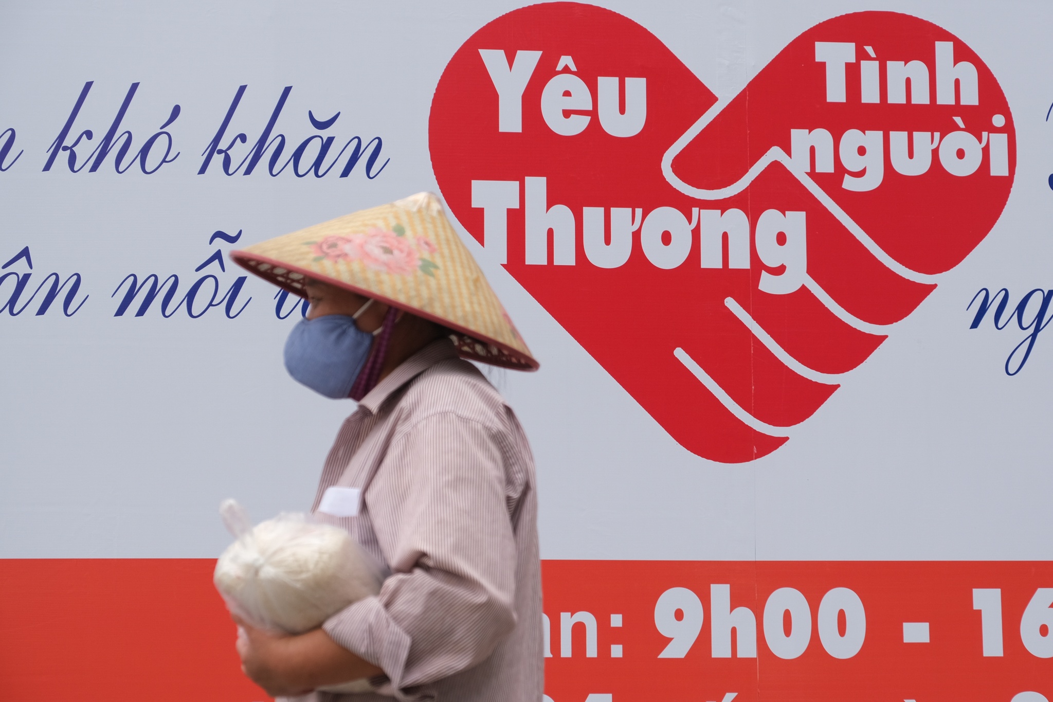 Công nghệ AI nhận diện khuôn mặt người đến nhận gạo ảnh 7 Cong nghe AI nhan dien khuon mat nguoi den nhan gao anh 7