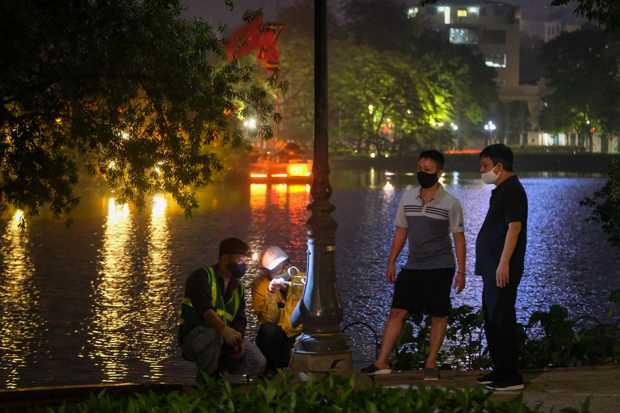 Ho Guom bi sut lun anh 6