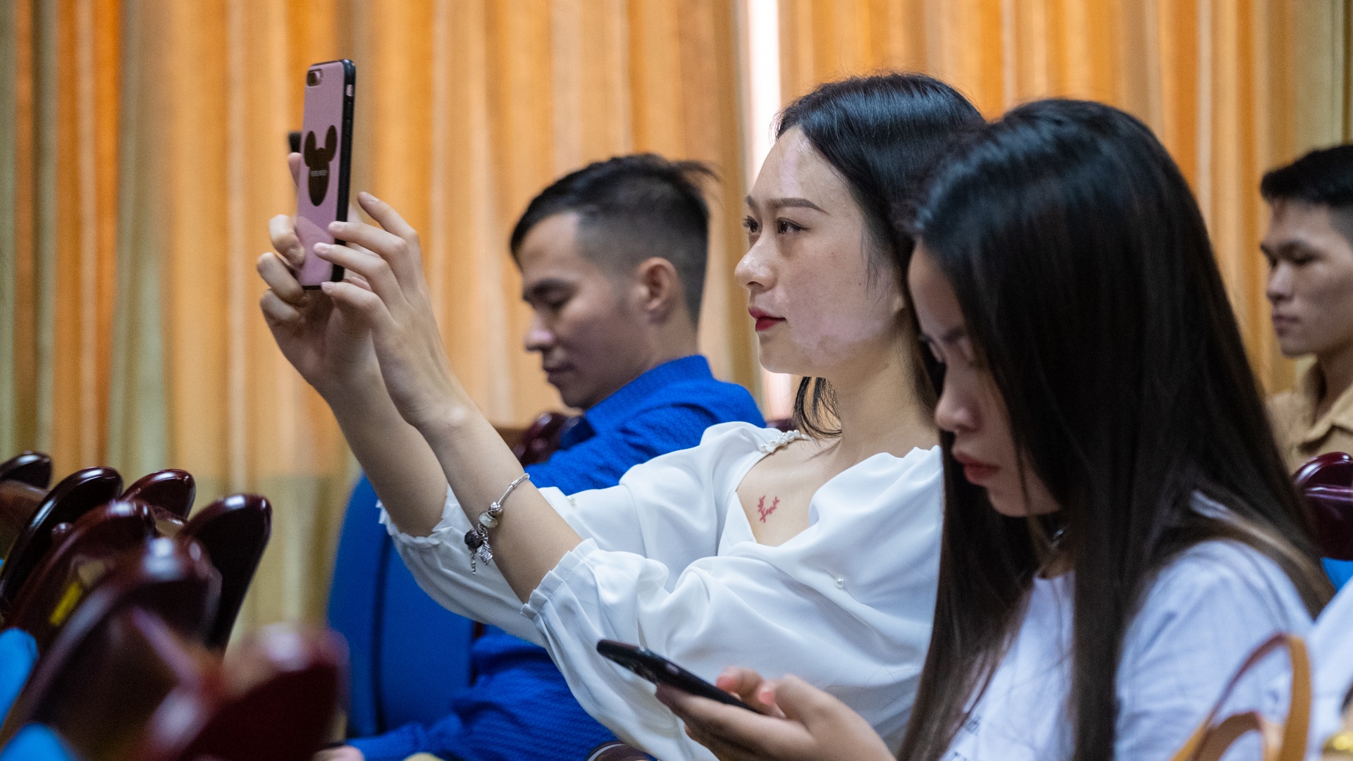 cô gái bệnh bạch biến ảnh 17 co gai benh bach bien anh 17