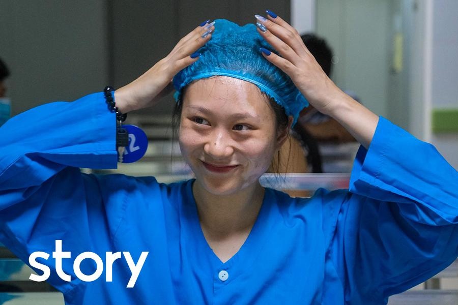 Giac mo sap thanh hien thuc cua co gai xinh dep mac bach bien hinh anh