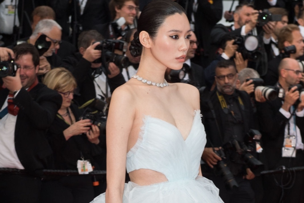 He Mong Dao tro lai showbiz sau 9 thang sinh con hinh anh