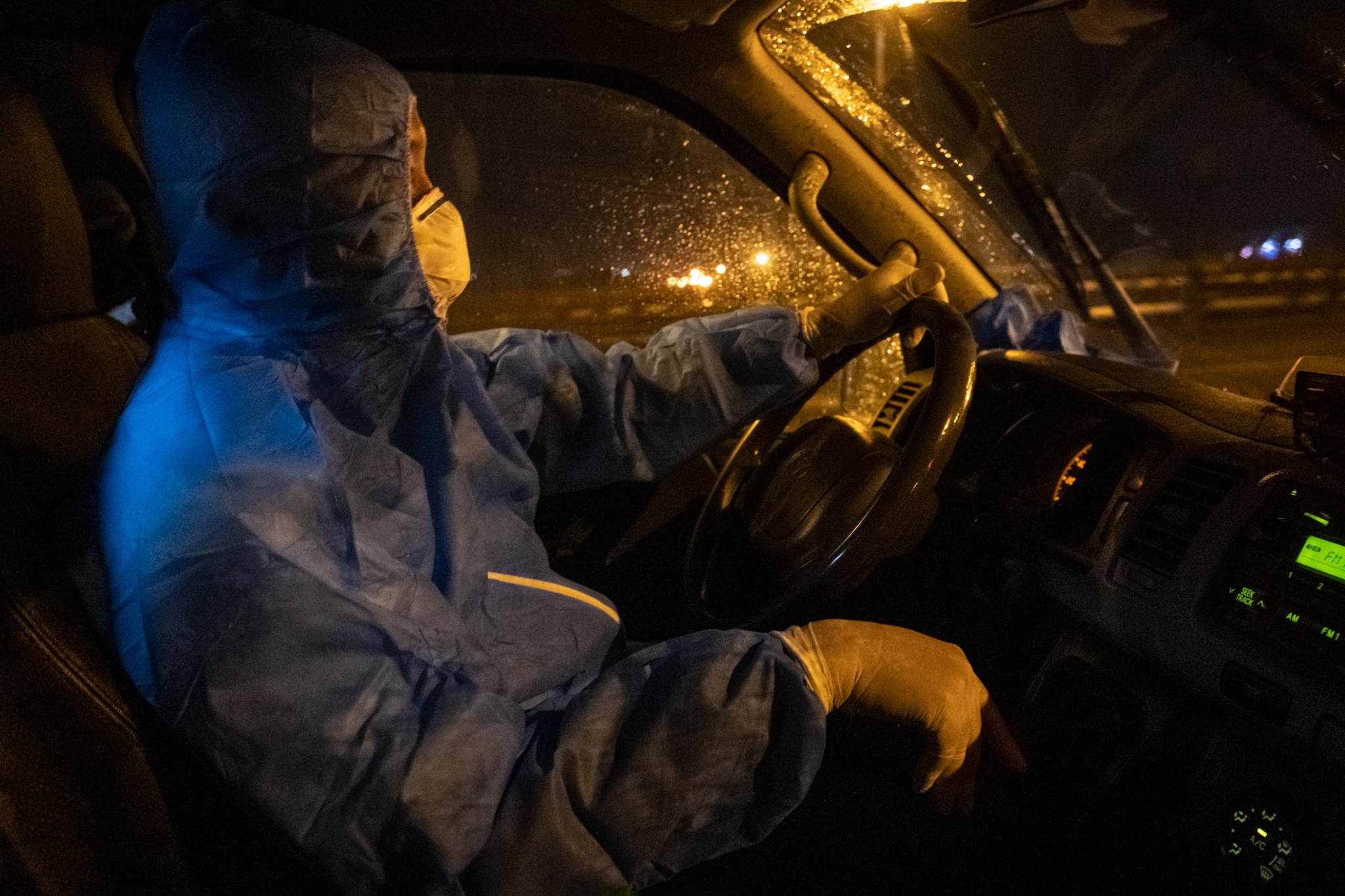 Don cong dan Viet Nam tu My tro ve khu cach ly anh 3