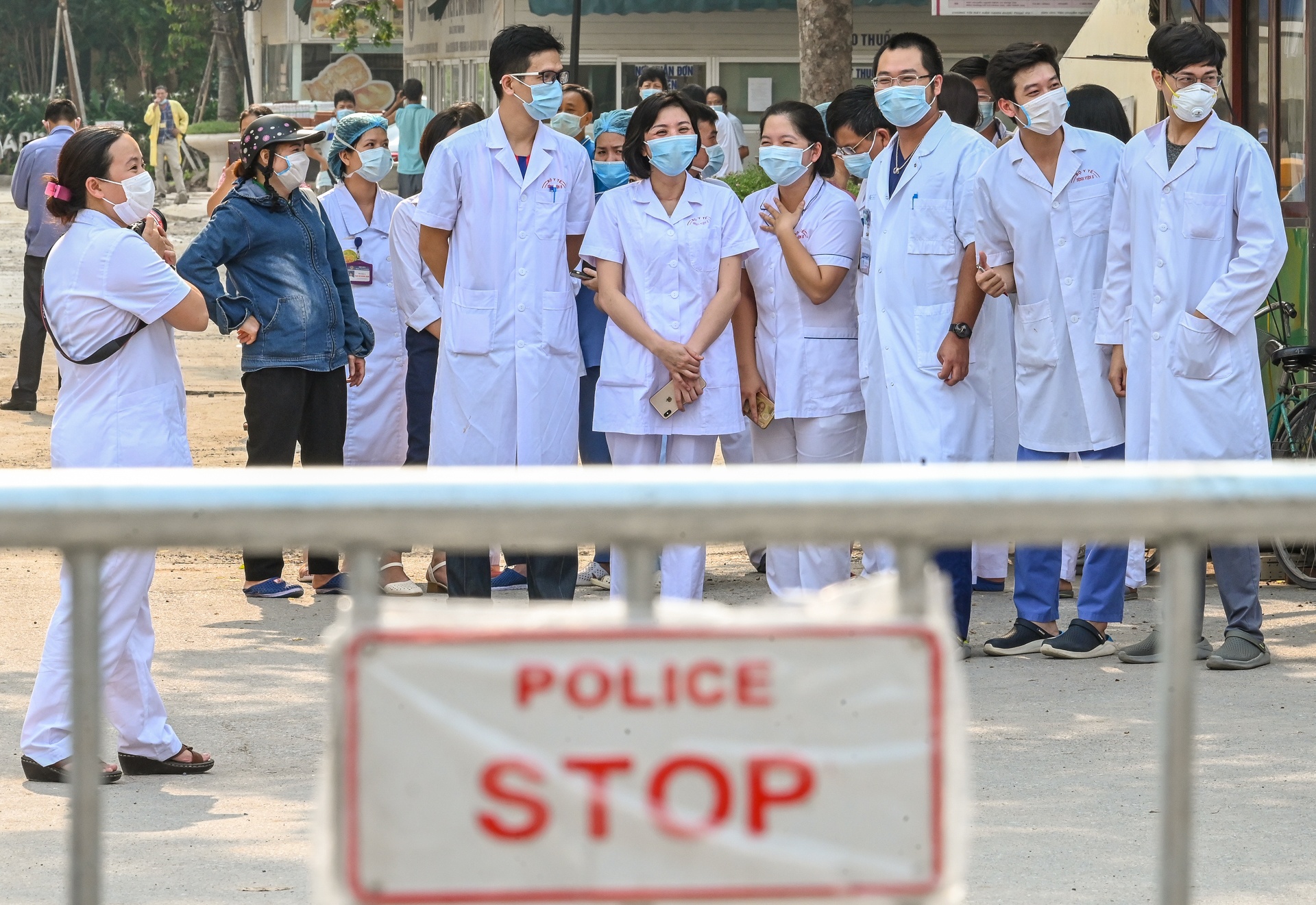 Benh vien E do phong toa anh 1