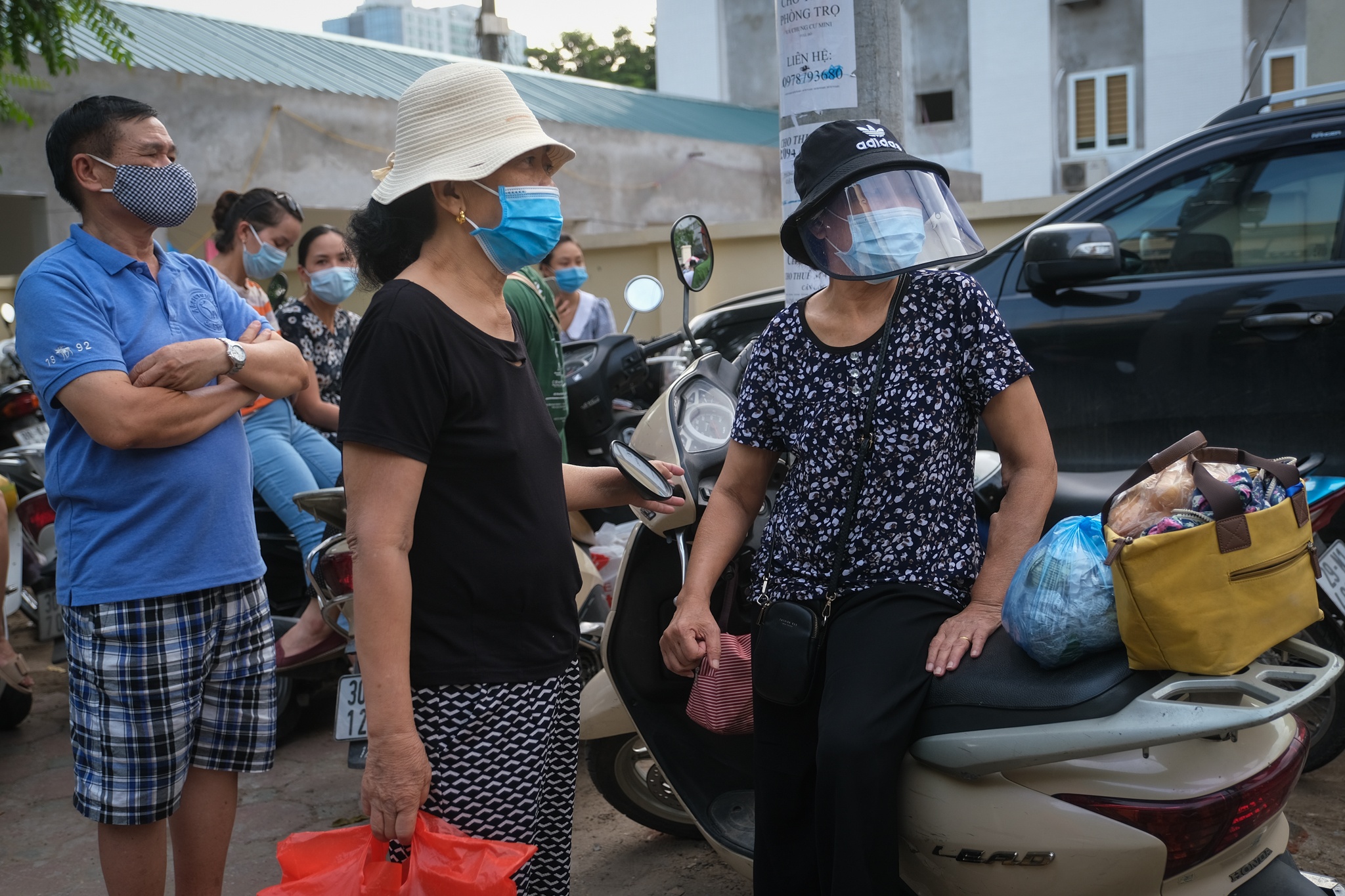 Benh vien E do phong toa anh 4