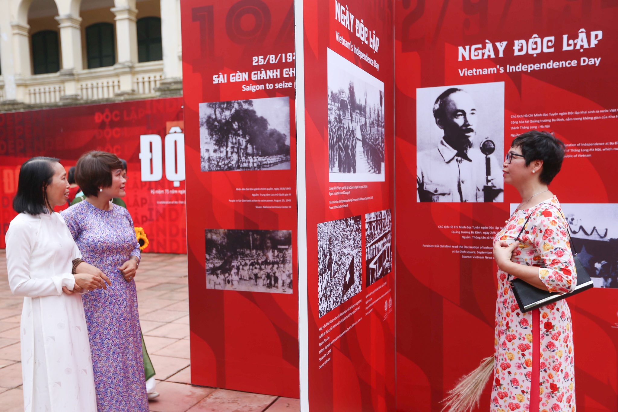 trien lam Doc lap anh 2