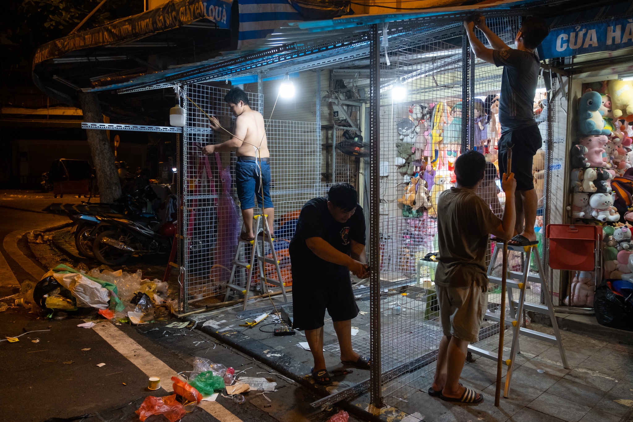 Cho Trung Thu ngap trong rac anh 6