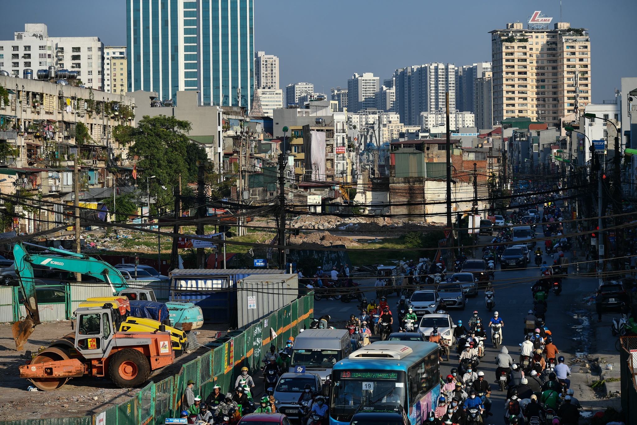 Giao thong van un u sau khi thong duong vanh dai 2 anh 3
