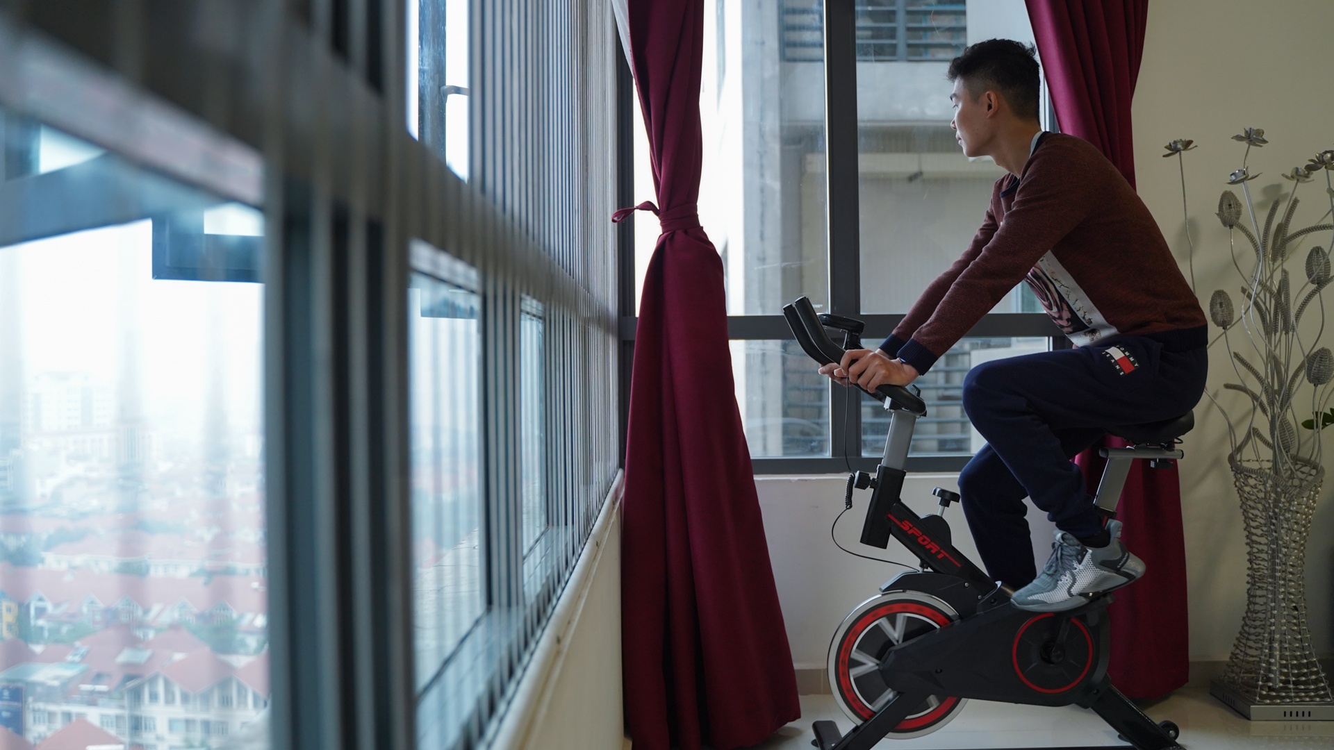 Chang trai lam nail anh 28