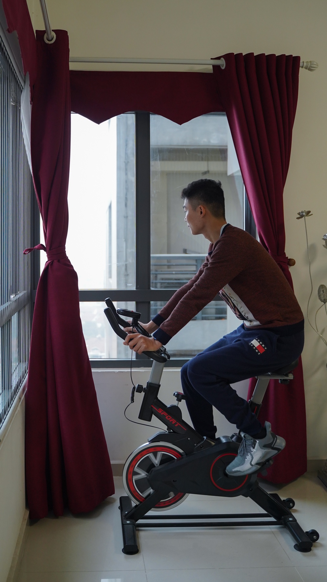 Chang trai lam nail anh 29