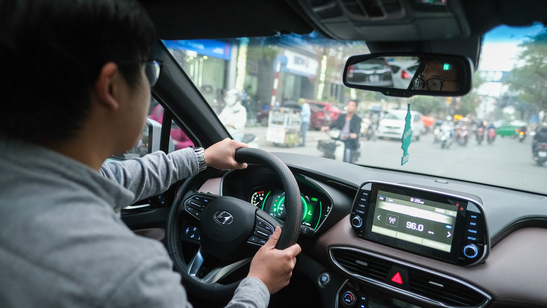 Cuoc song lam bo cap sinh ba anh 25