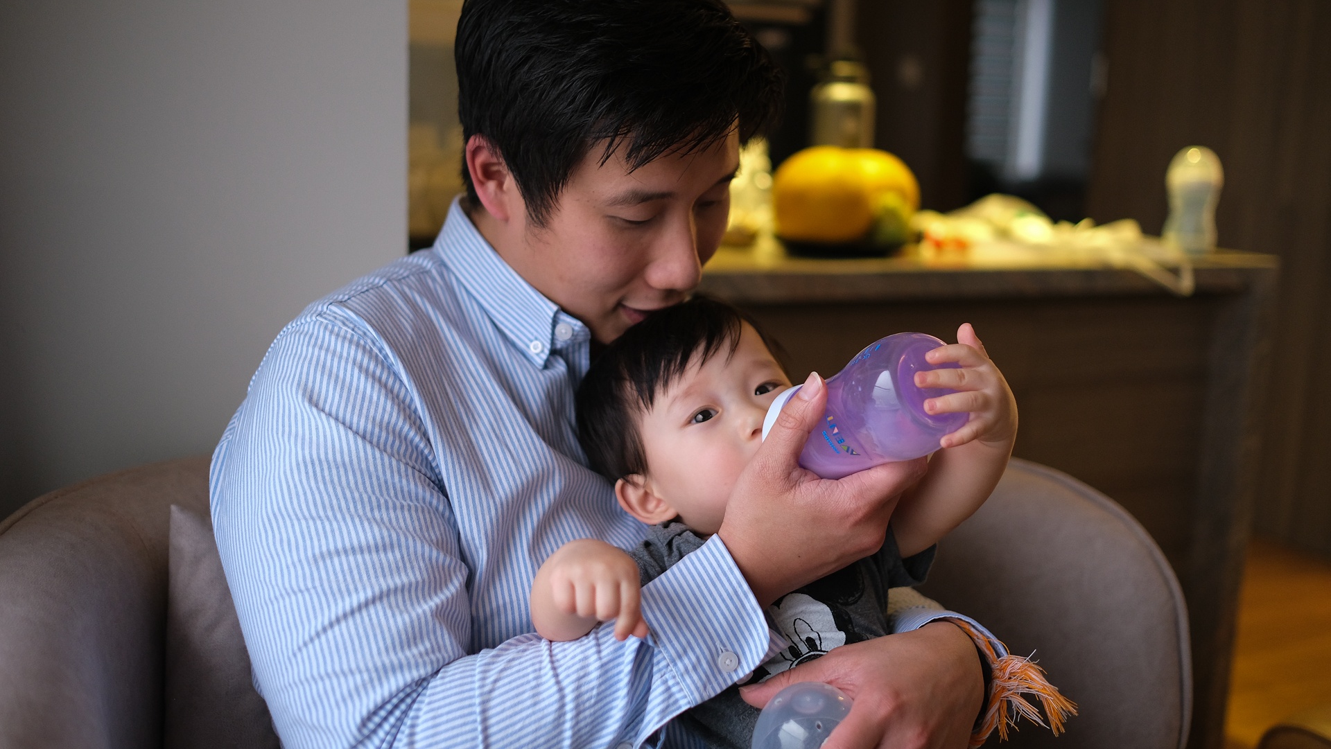 Cuoc song lam bo cap sinh ba anh 7