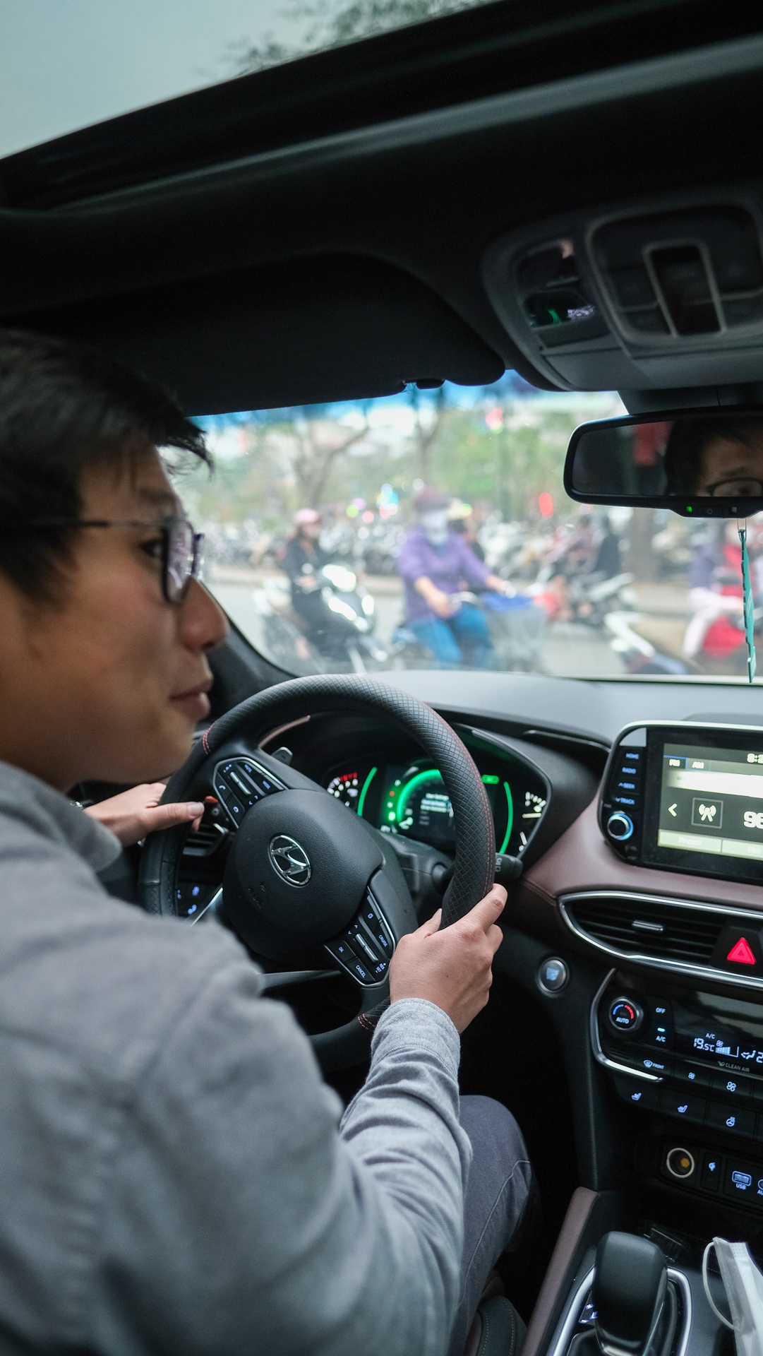 Cuoc song lam bo cap sinh ba anh 26