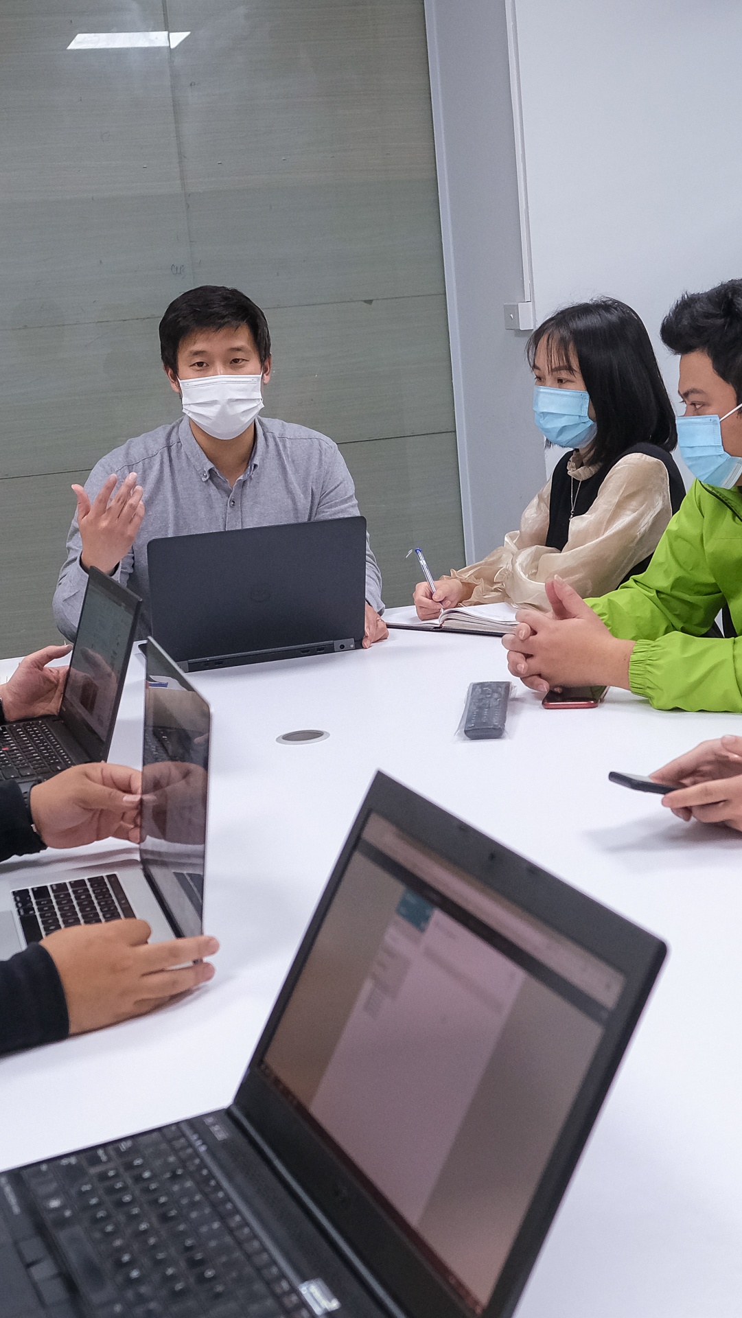 Cuoc song lam bo cap sinh ba anh 28