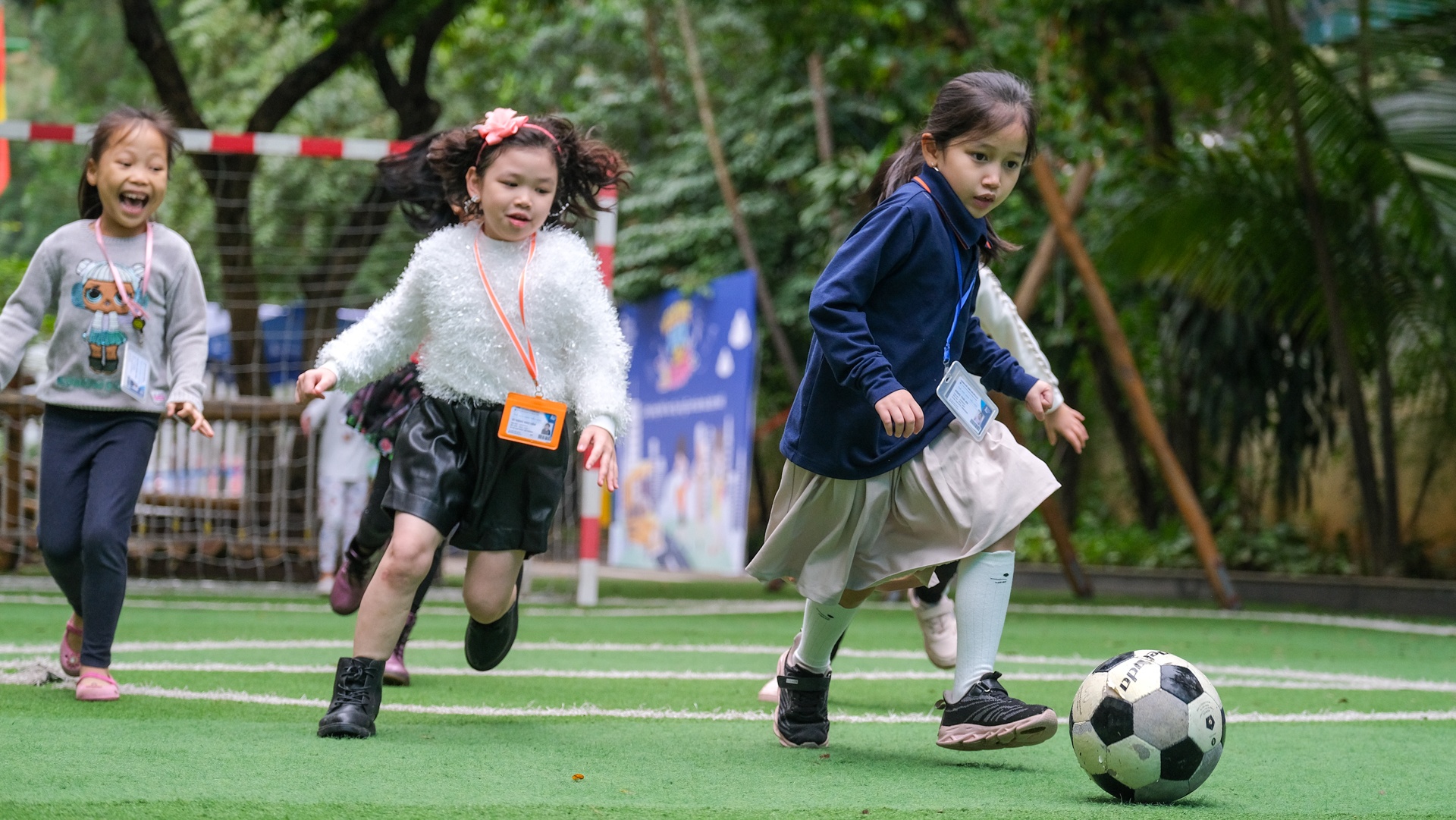 Ngay tro lai truong anh 35